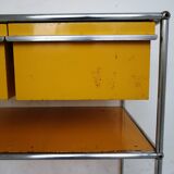 USM Haller serving table
