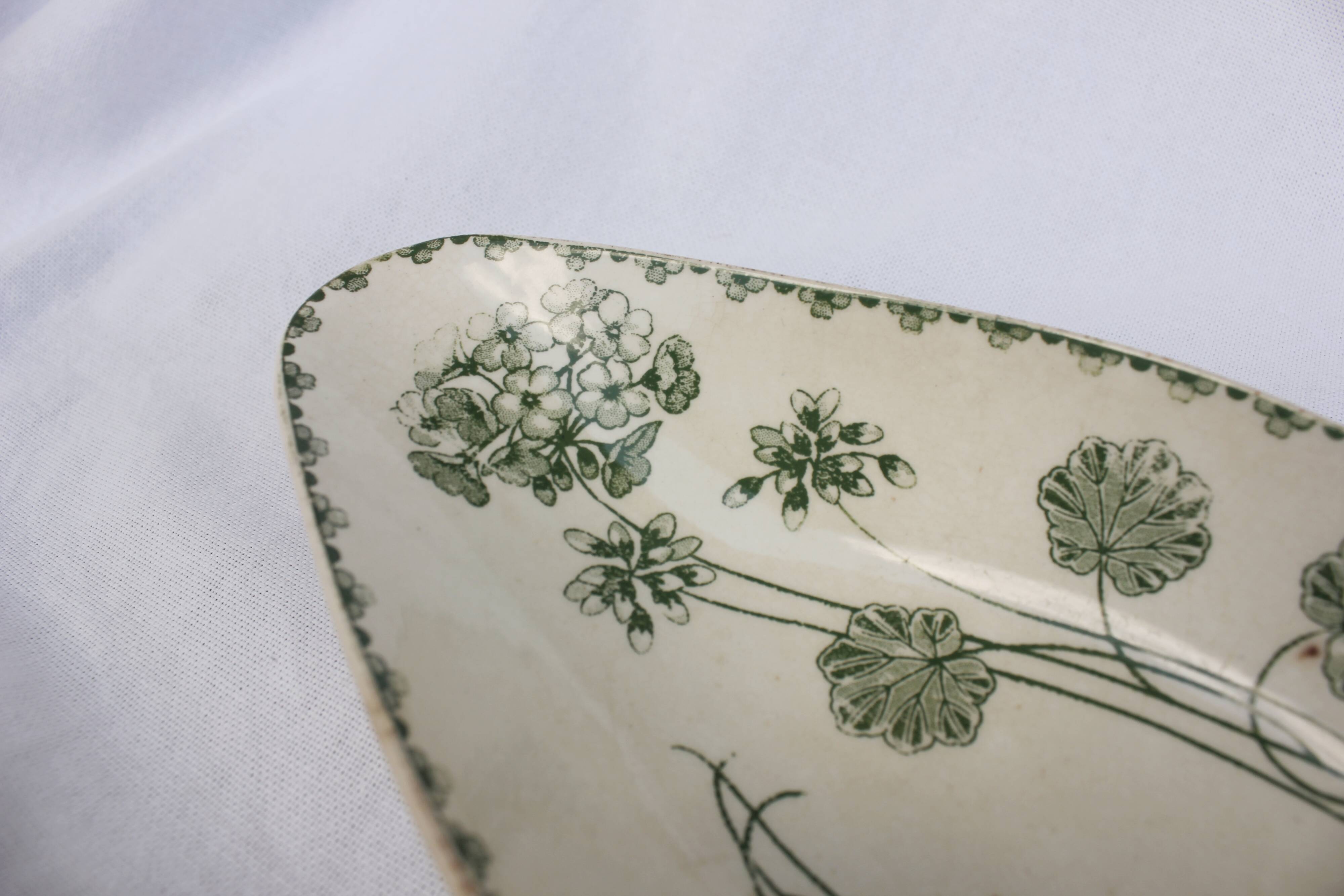 Ravier in iron earth model "Geranium", Sarreguemines