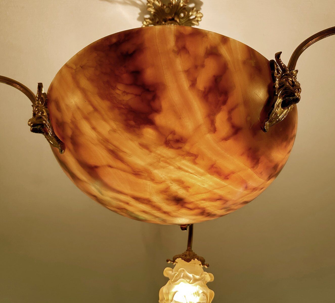 Art Deco pendant light in alabaster marble and bronze,1920s
