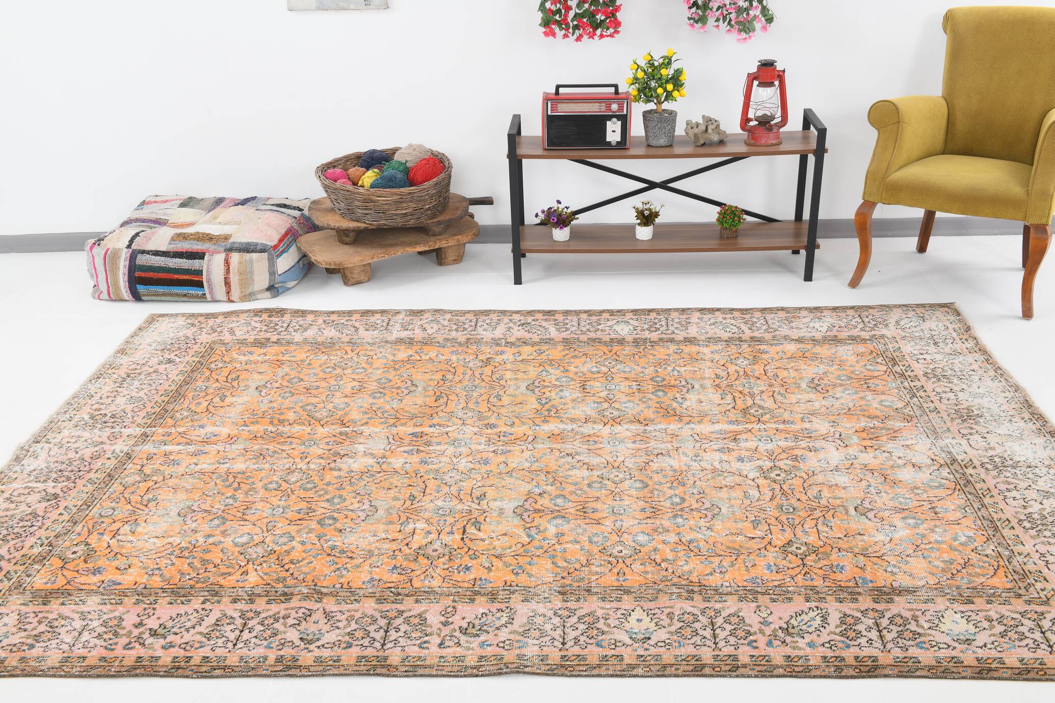 7x10 Pale Orange Floral Vintage Rug, 204x296Cm