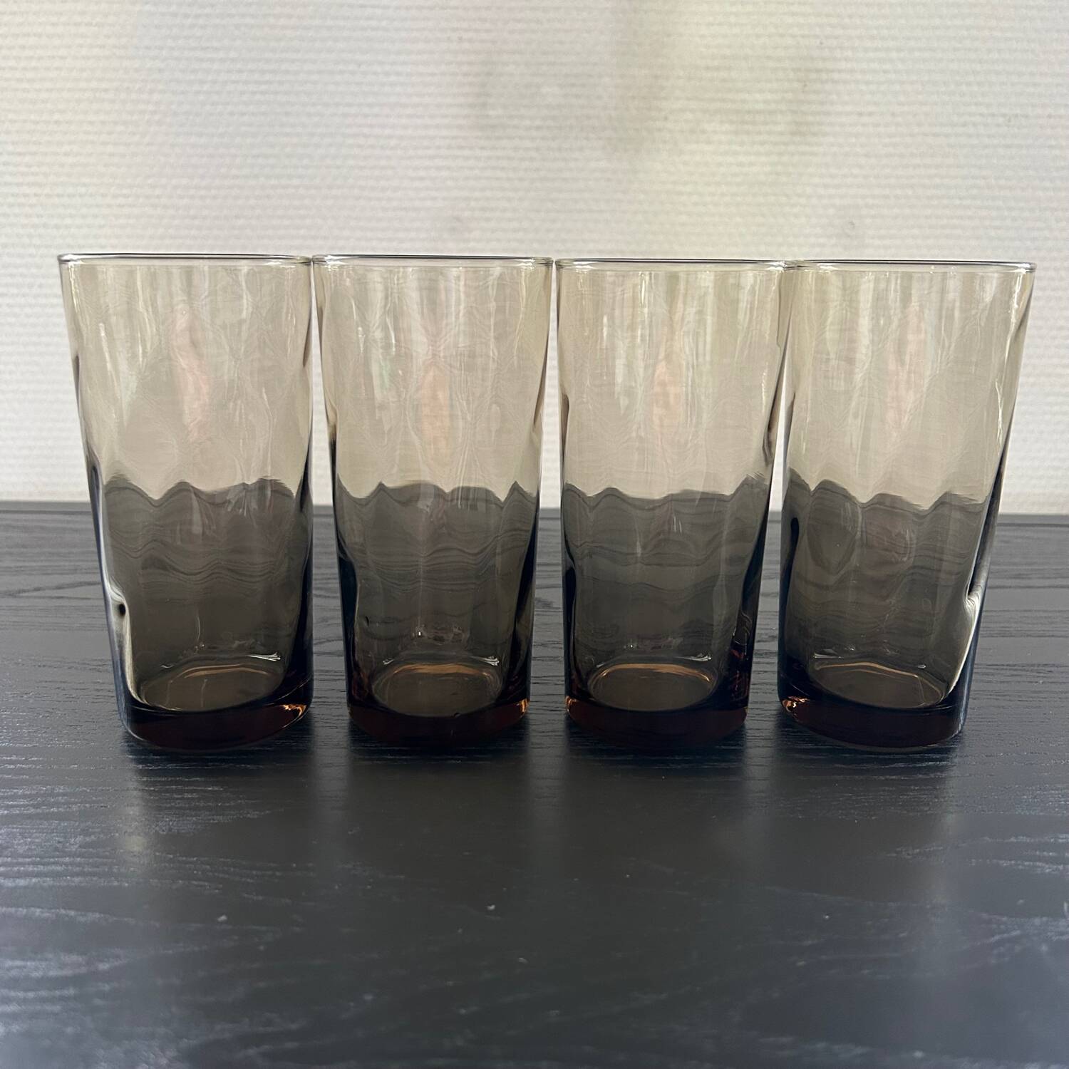 Set of 4 smoked optical glass glasses