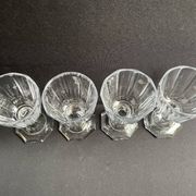 4 Verres à vin – Cristal fort taillé