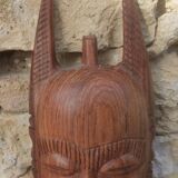 Masque en bois africain en bois d'iroko