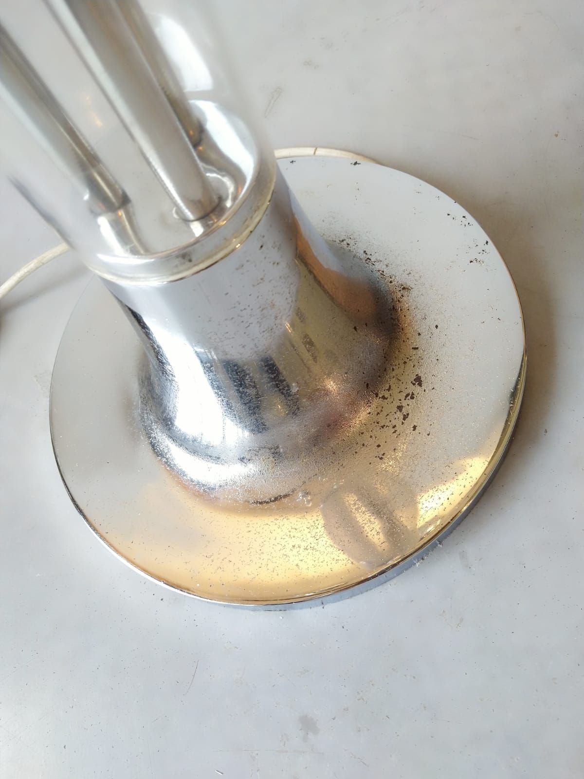 3-branch chrome lamppost