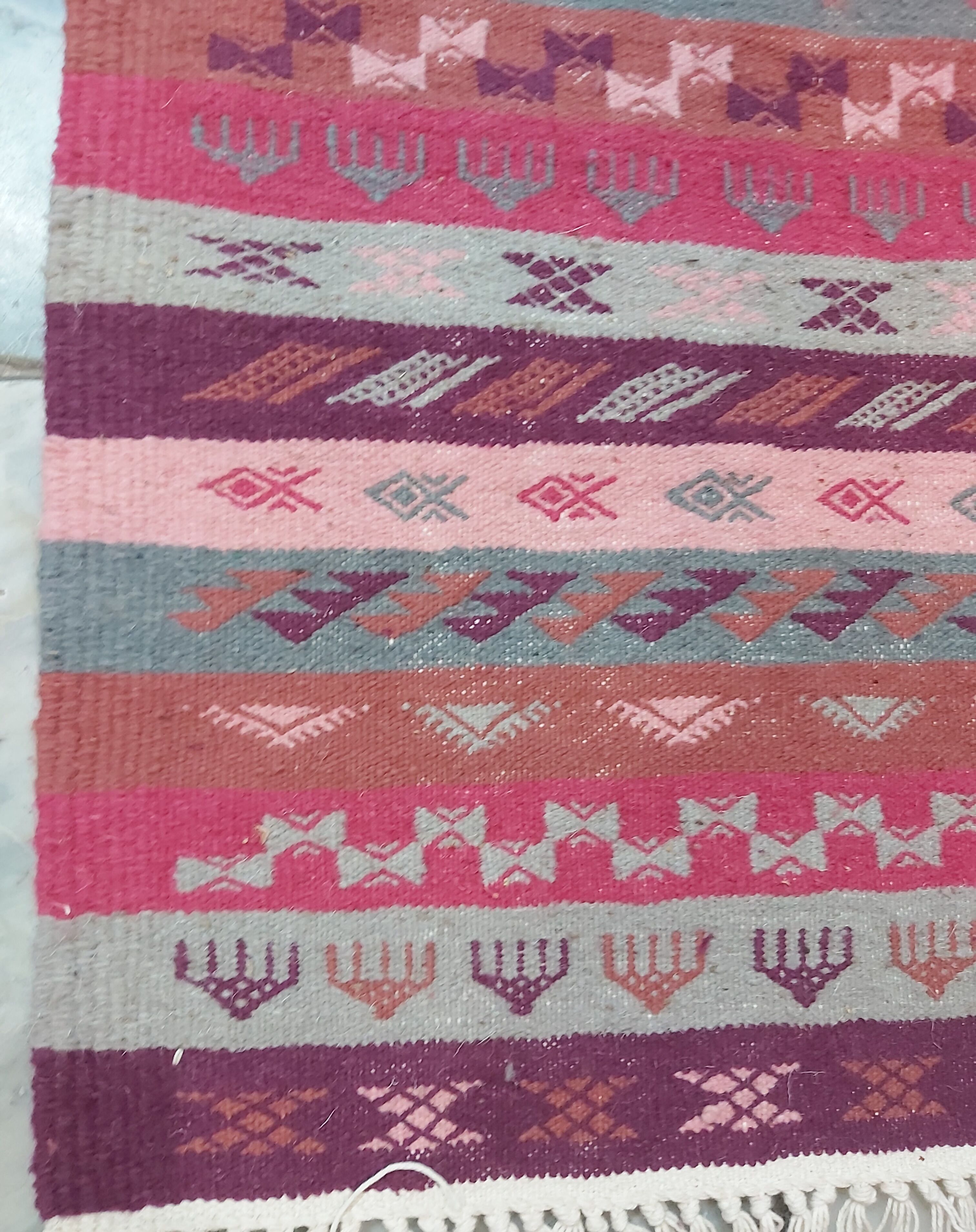 Handmade kilim carpet 138x73cm