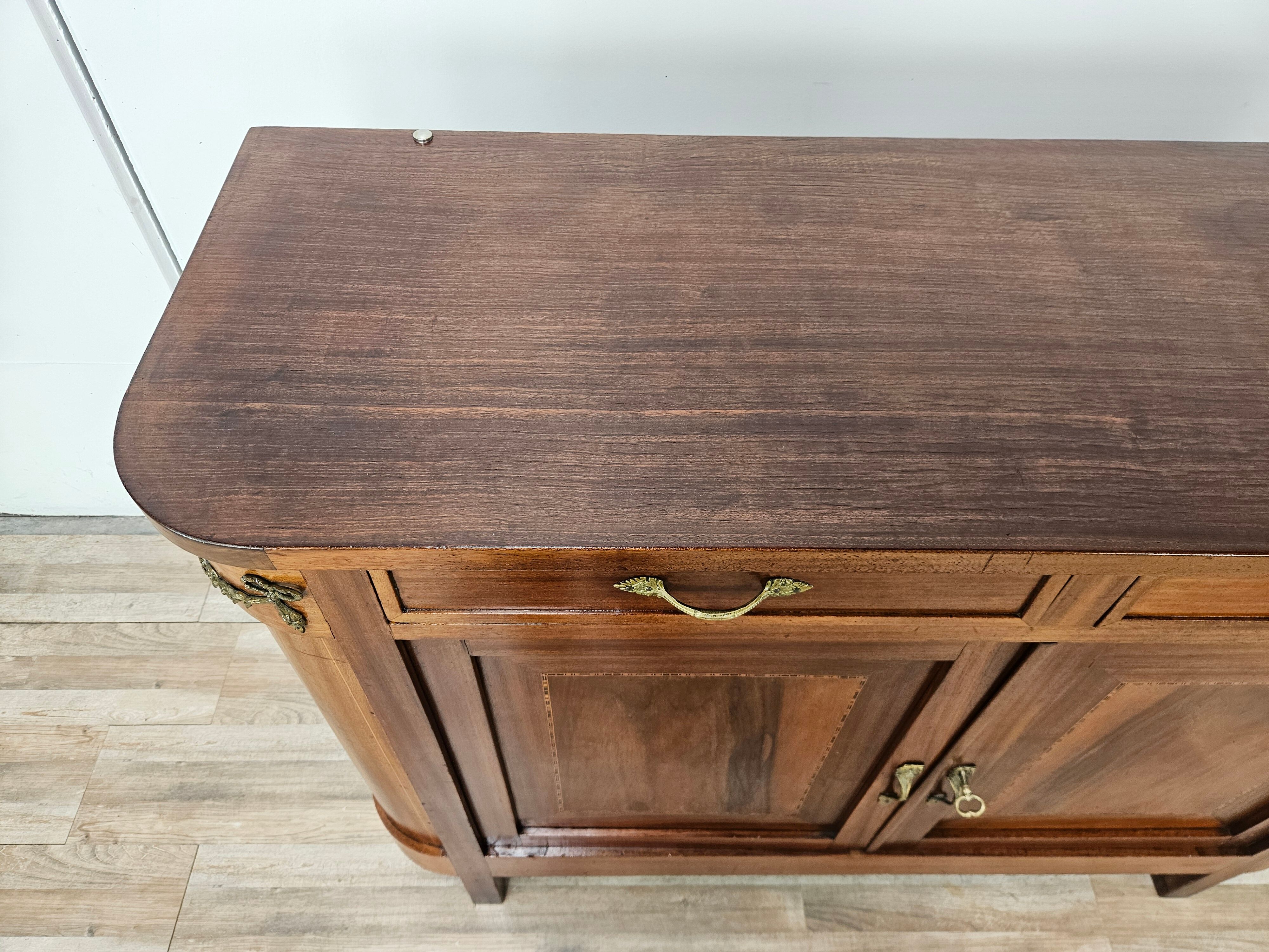 Early 20th century Art Nouveau sideboard with brass decorations