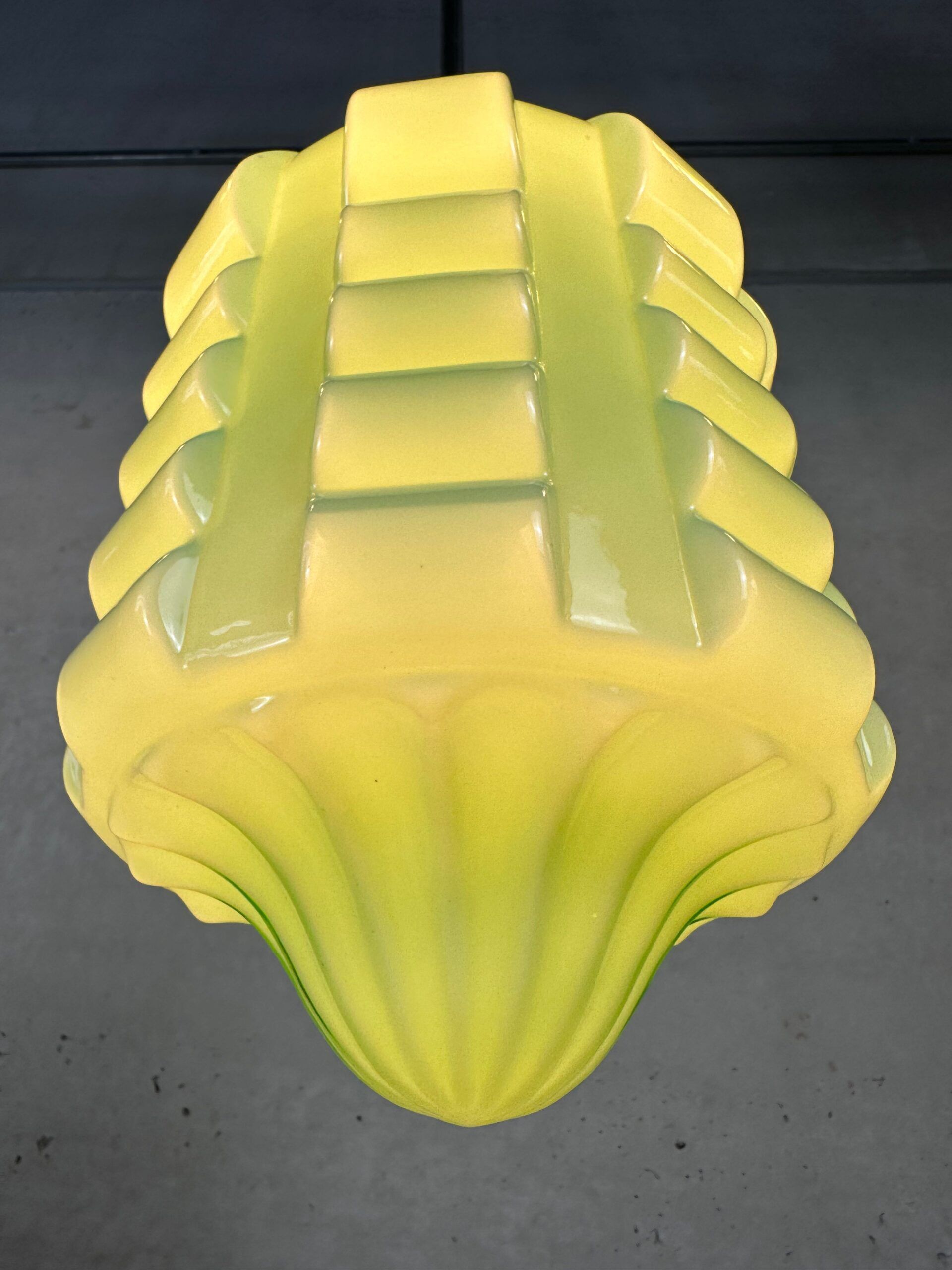 Art deco pendant lamp 'skyscraper' – green opaline
