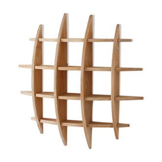 Spherical wall shelf