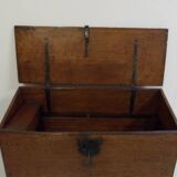 Coffre ancien en chêne