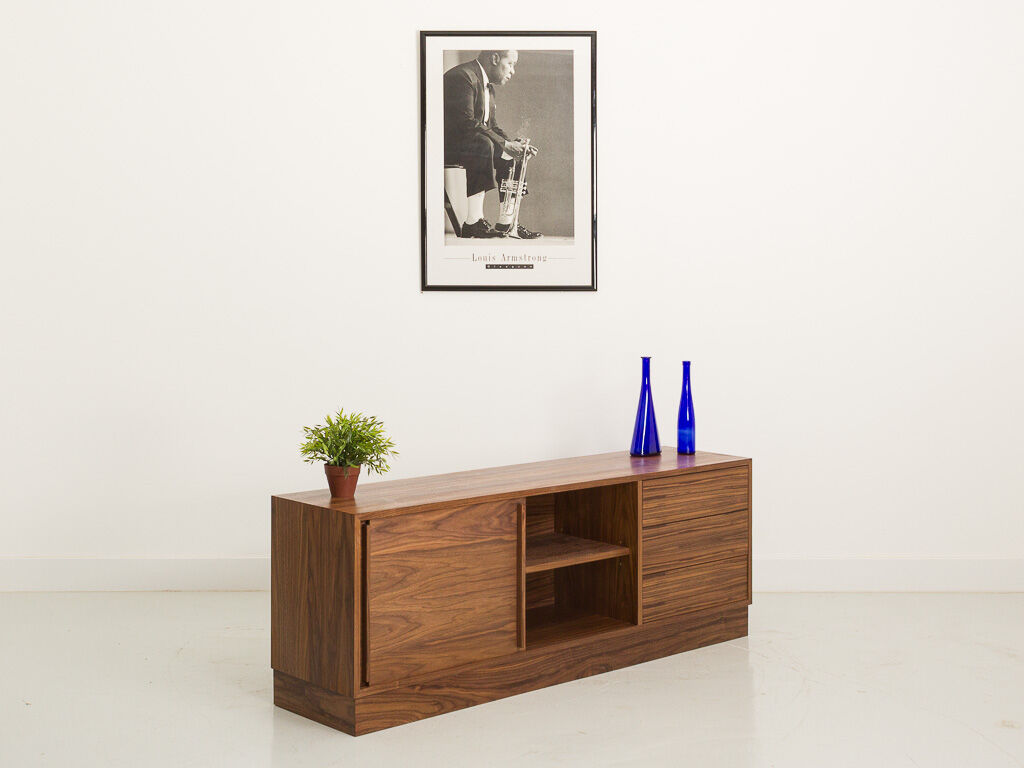 Oiled walnut TV stand equipped with 2 sliding doors and 3 drawers