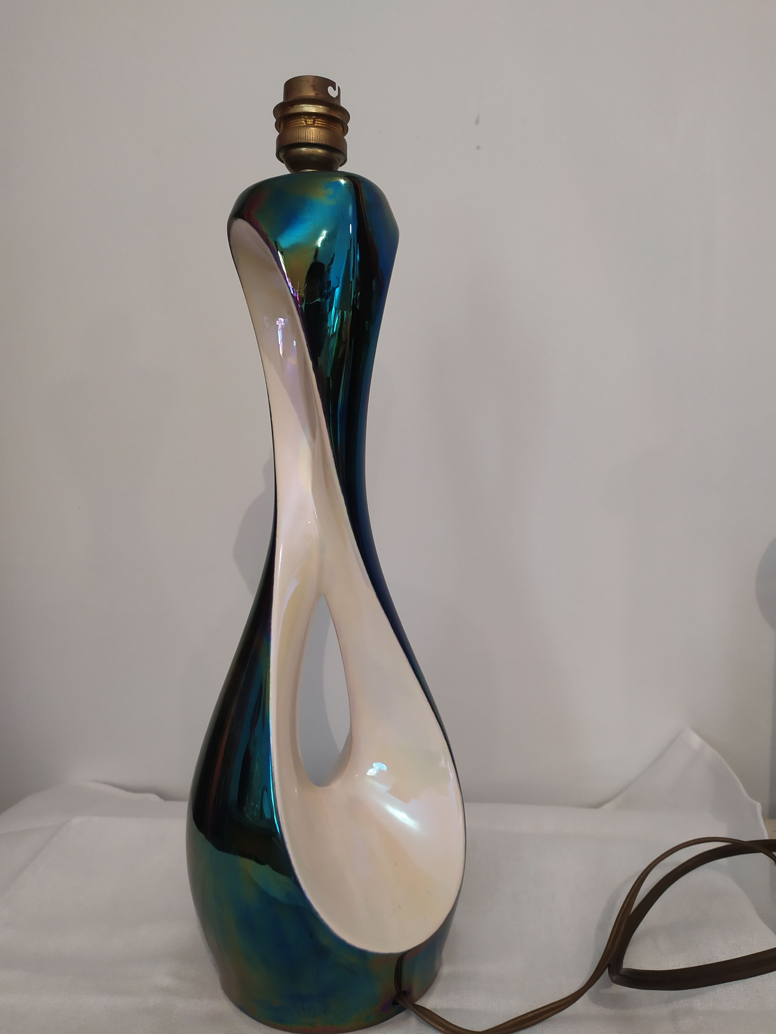 Ceramic lamp foot