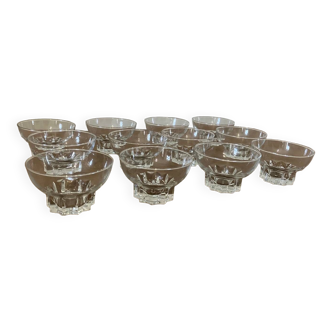 12 champagne glasses