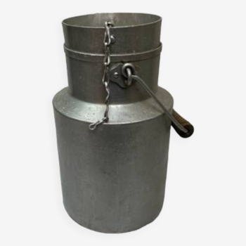 Pot à lait aluminium début 20e