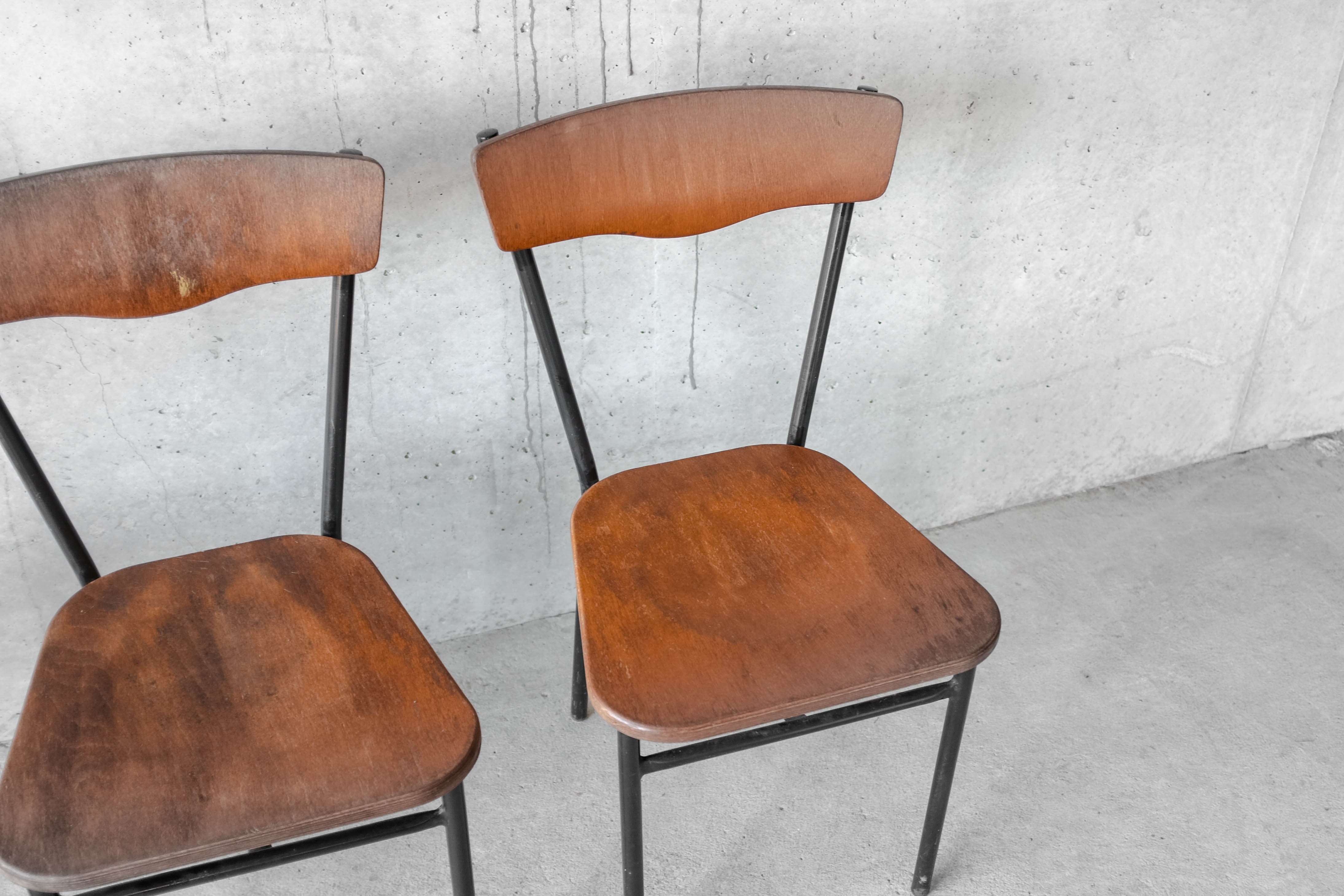 Set of 4 wood and metal vintage chairs