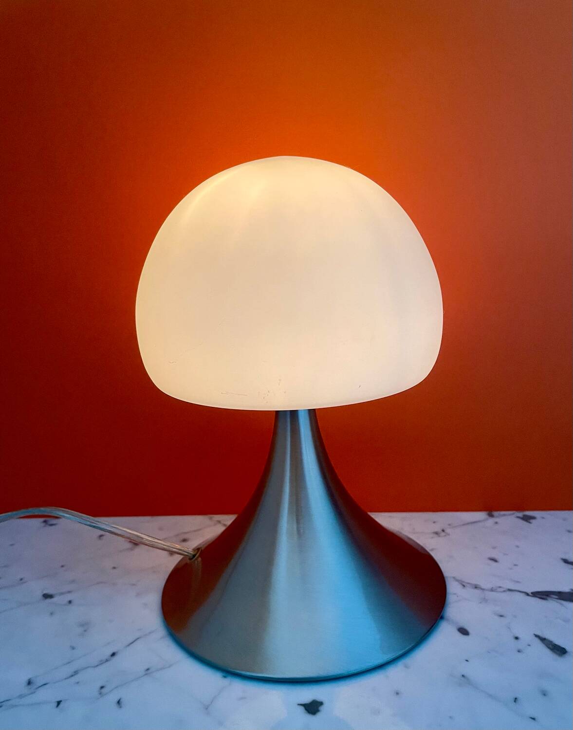Lampe champignon pied tulipe