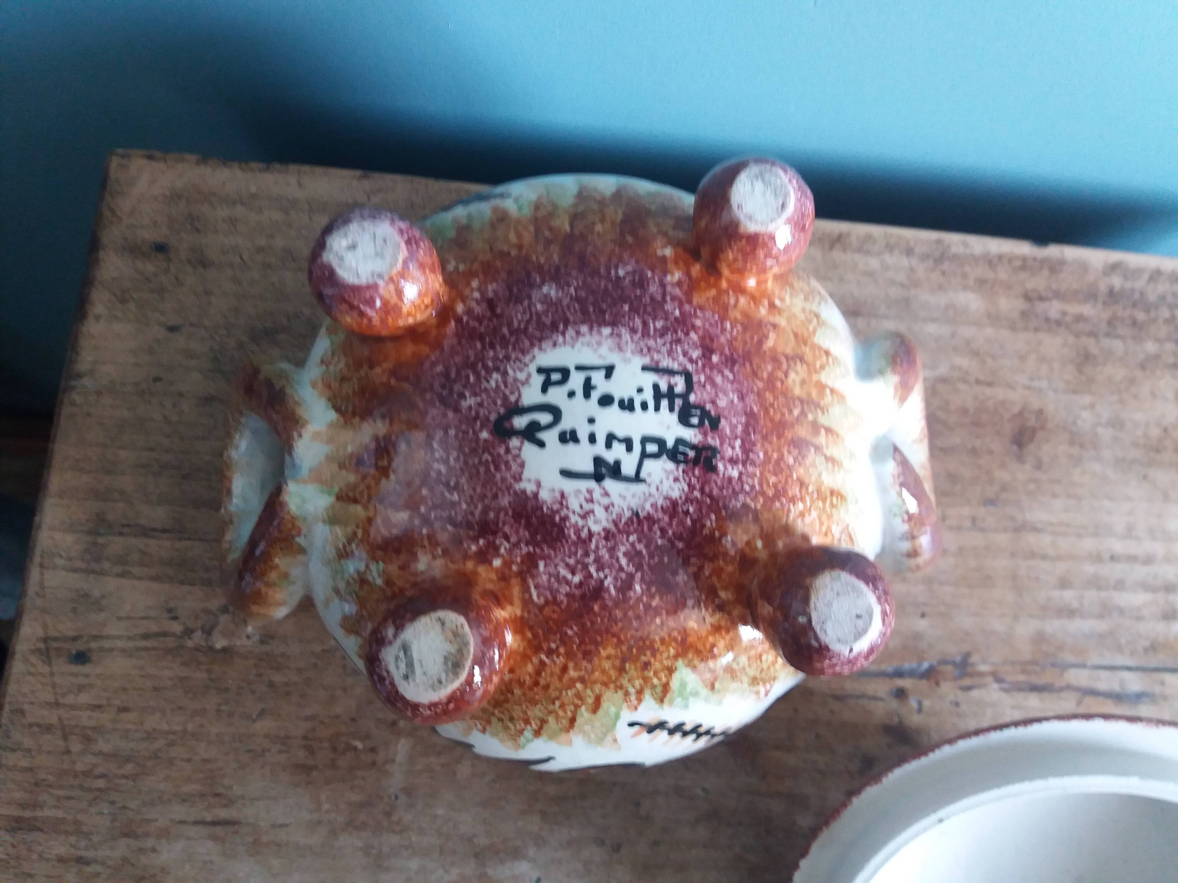 Covered pot workshop Paul Fouillen Quimper signed Maurice Fouillen