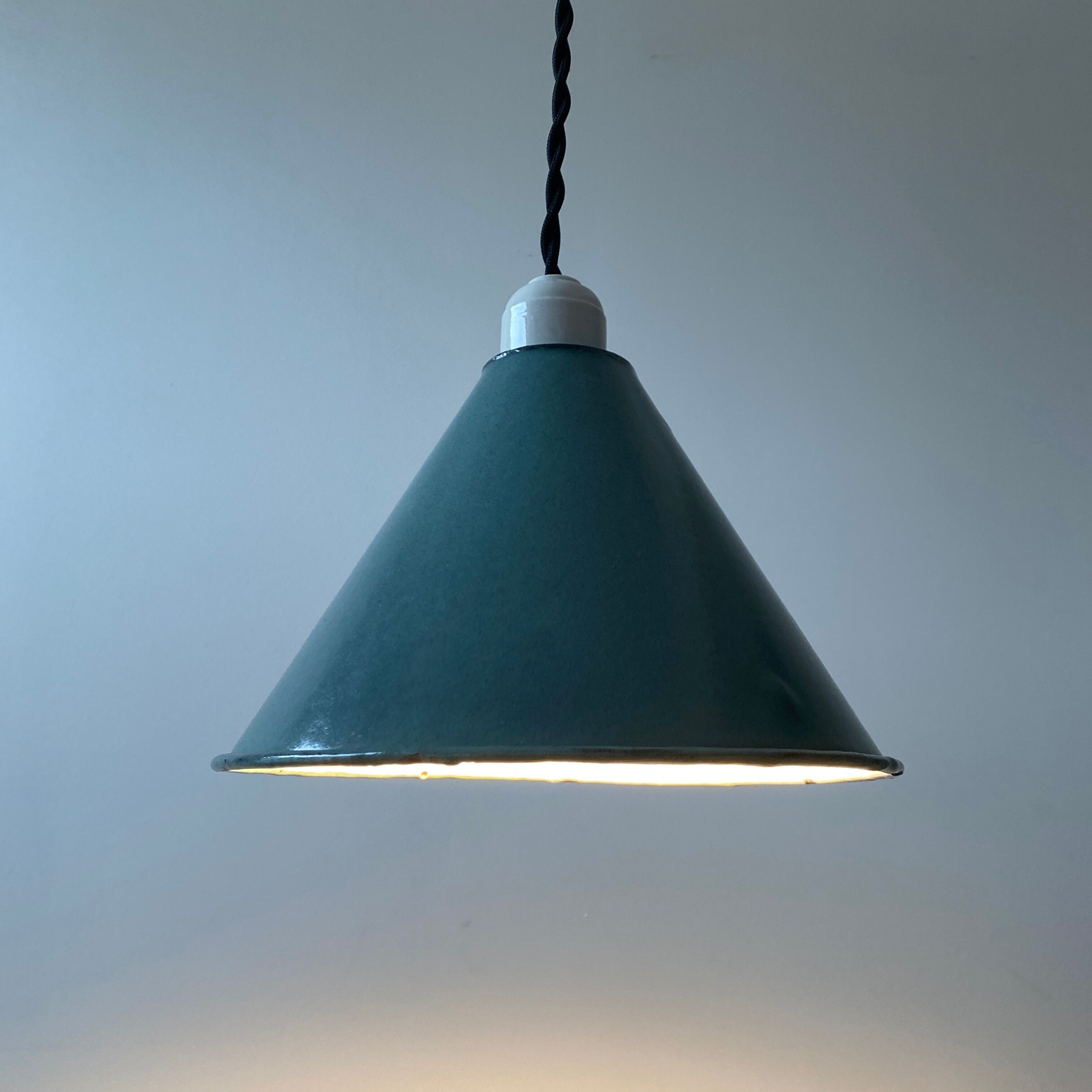 OLD INDUSTRIAL SUSPENSION TOLE EMAILLEE BLUE-GRAY