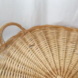 Round wicker dish with handles