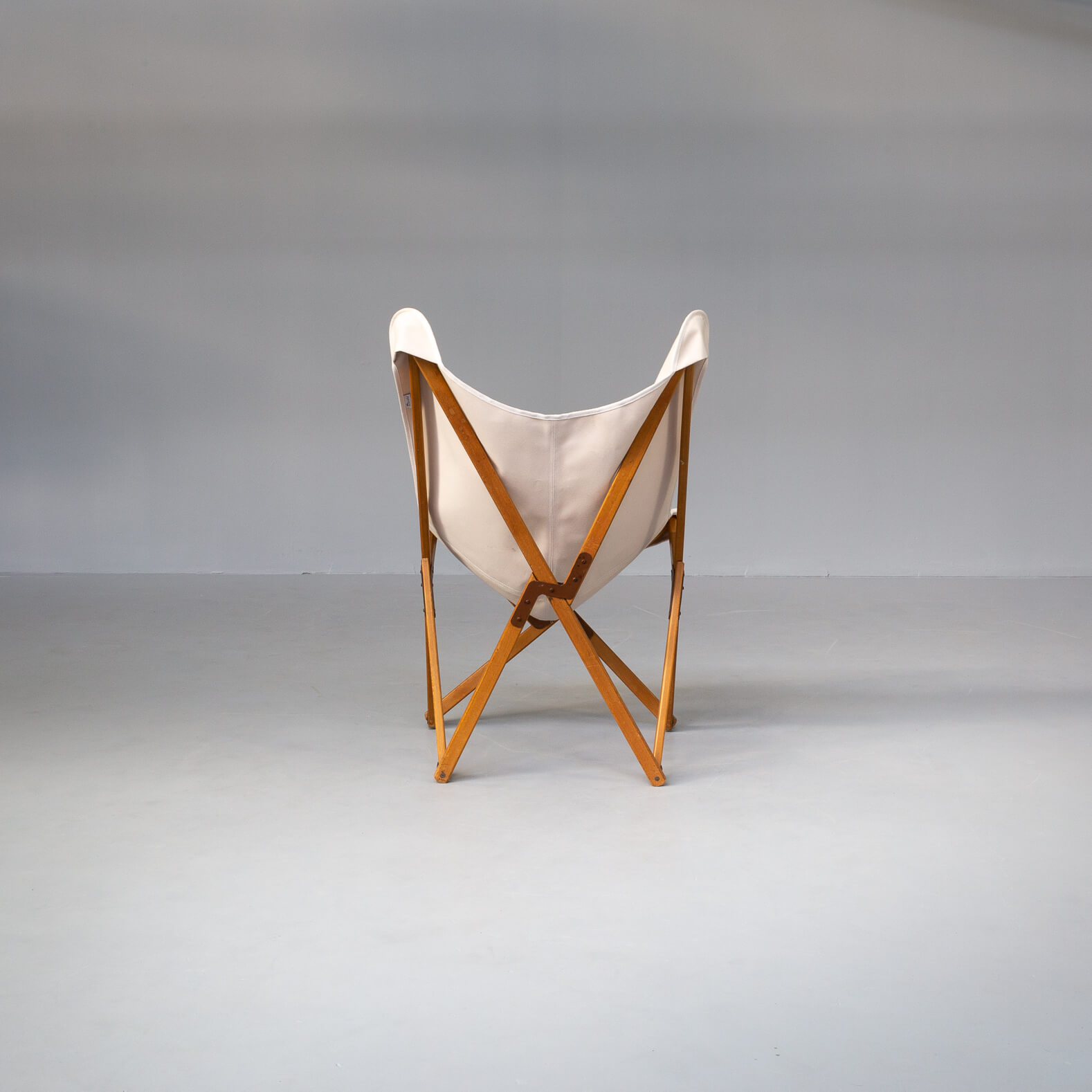 JB Fendy ‘tripolina’ chair for Dario Alfonsi