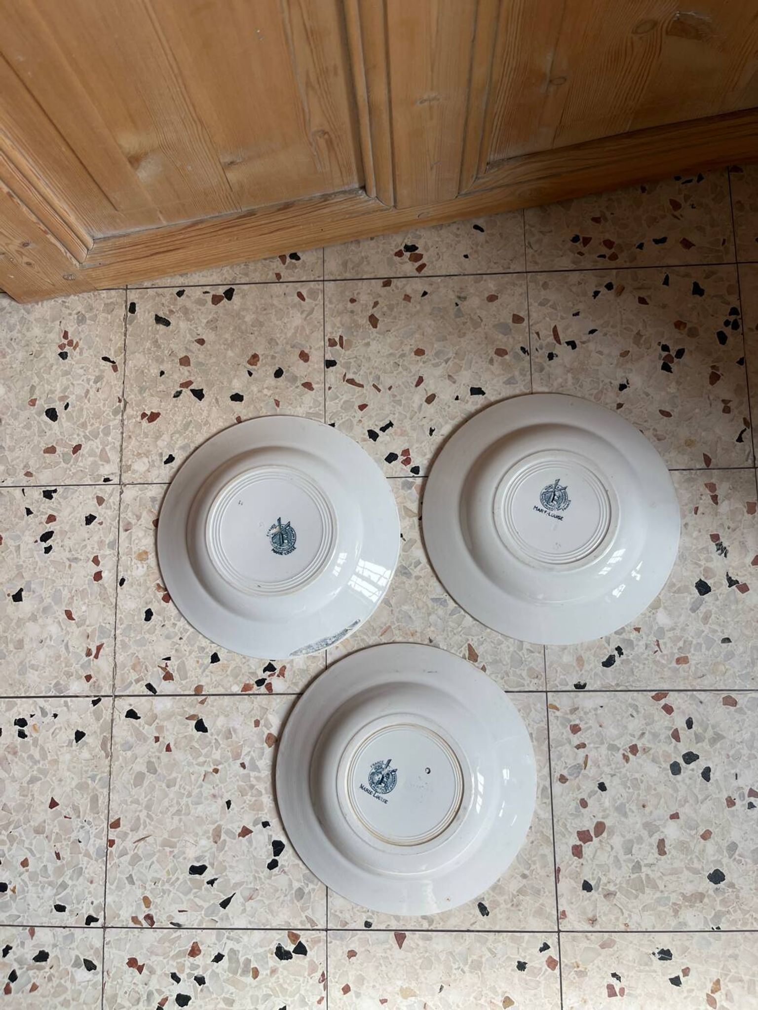 3 assiettes creuses Terre de Fer
