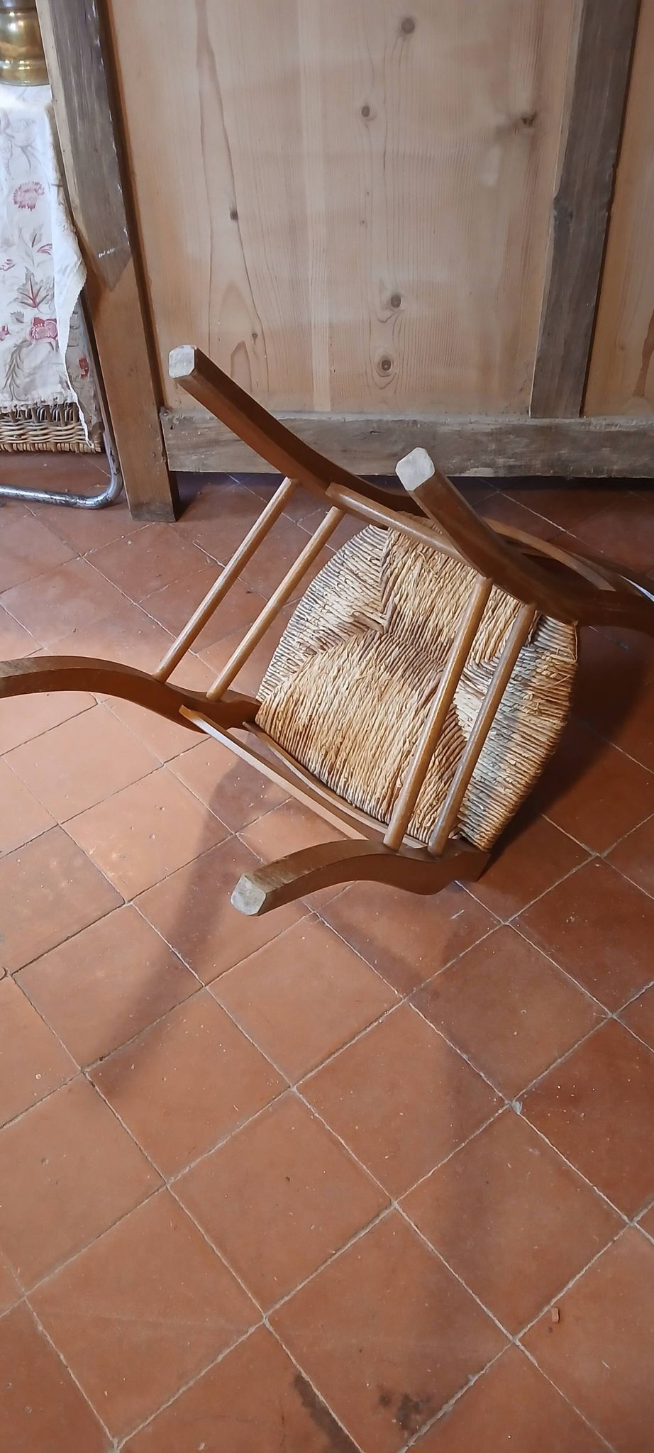 Chaise artisanale