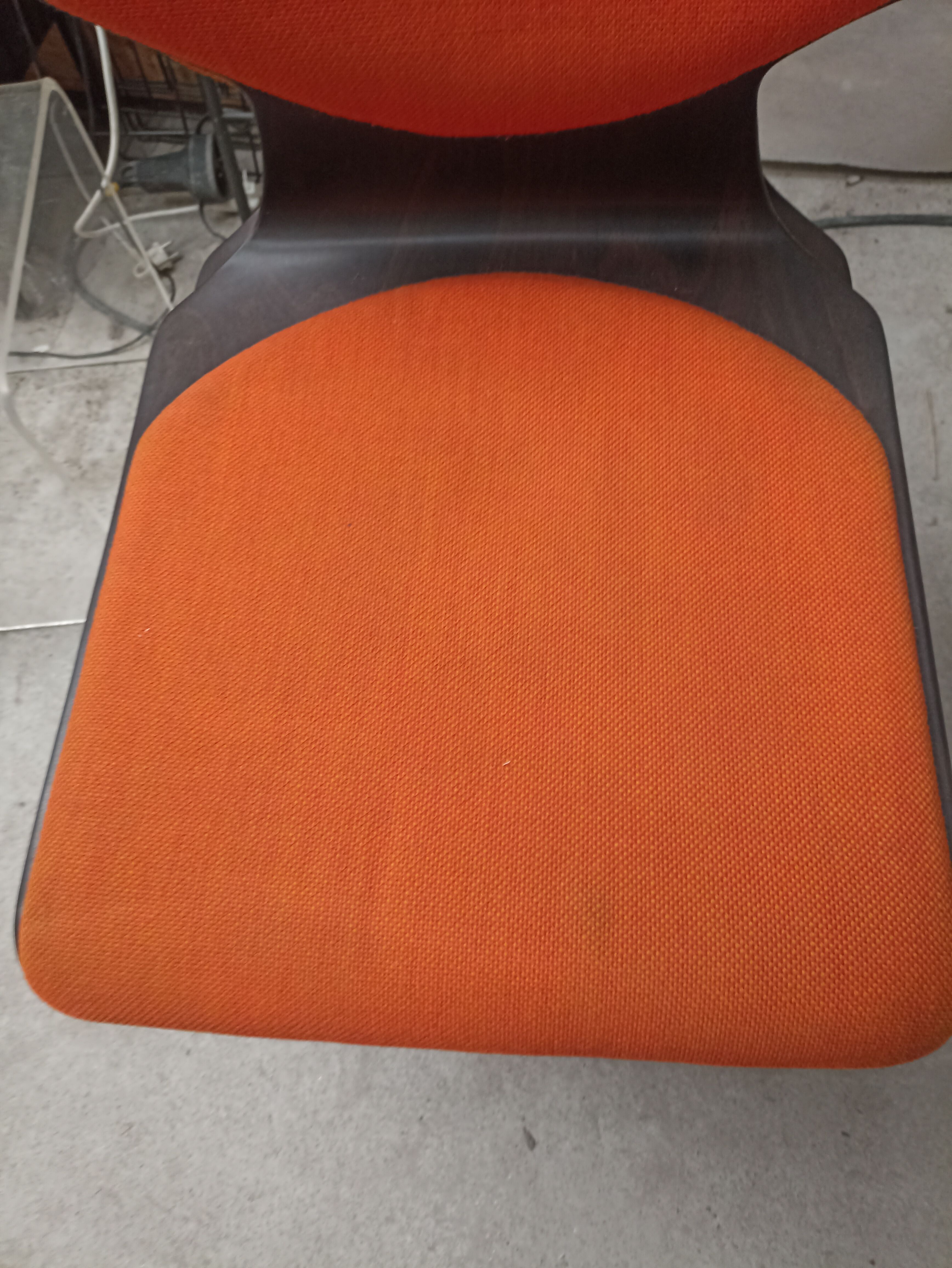 Set 6 vintage Pagwood chairs