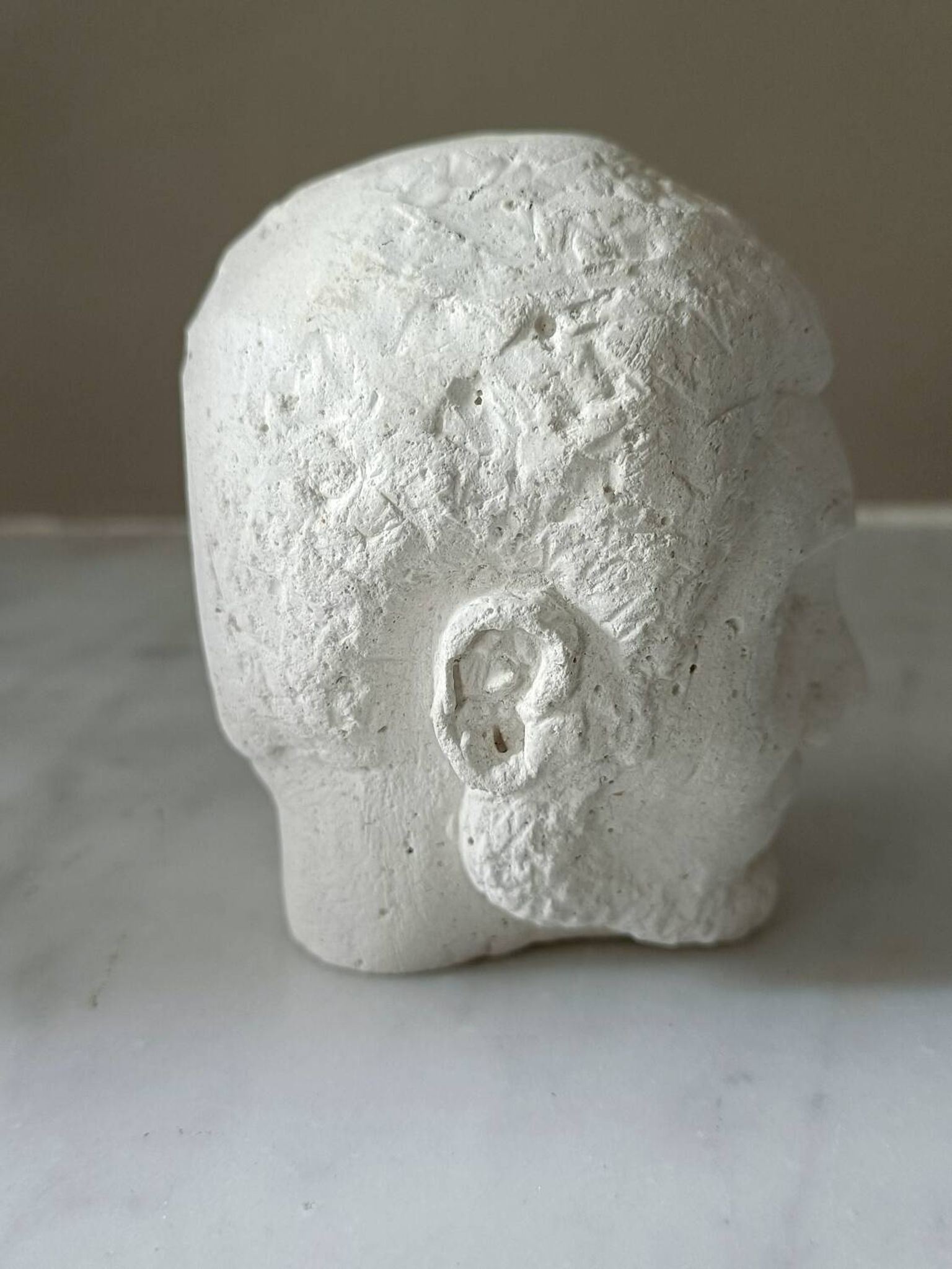 Tête d'homme en plâtre