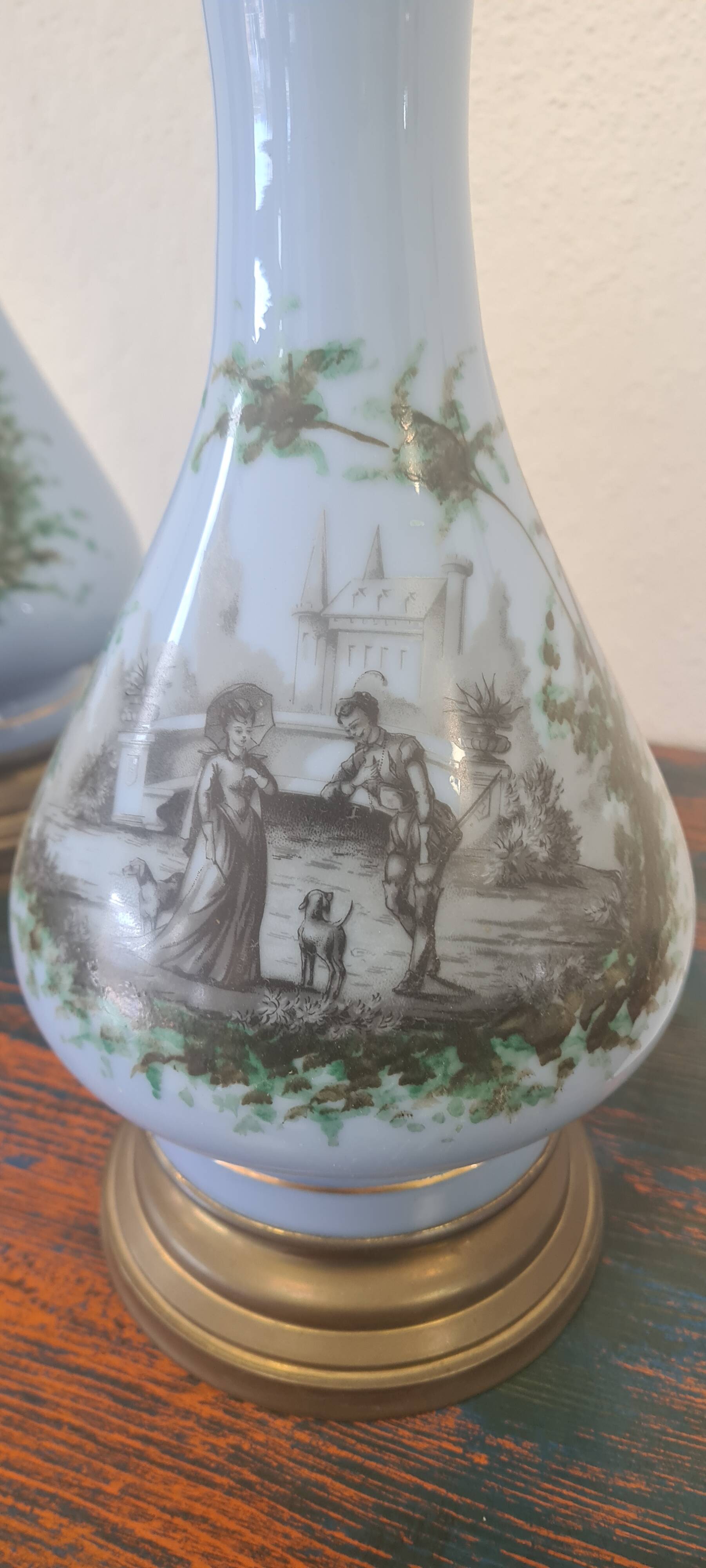pair of oil lamps in opaline decorated 66x18