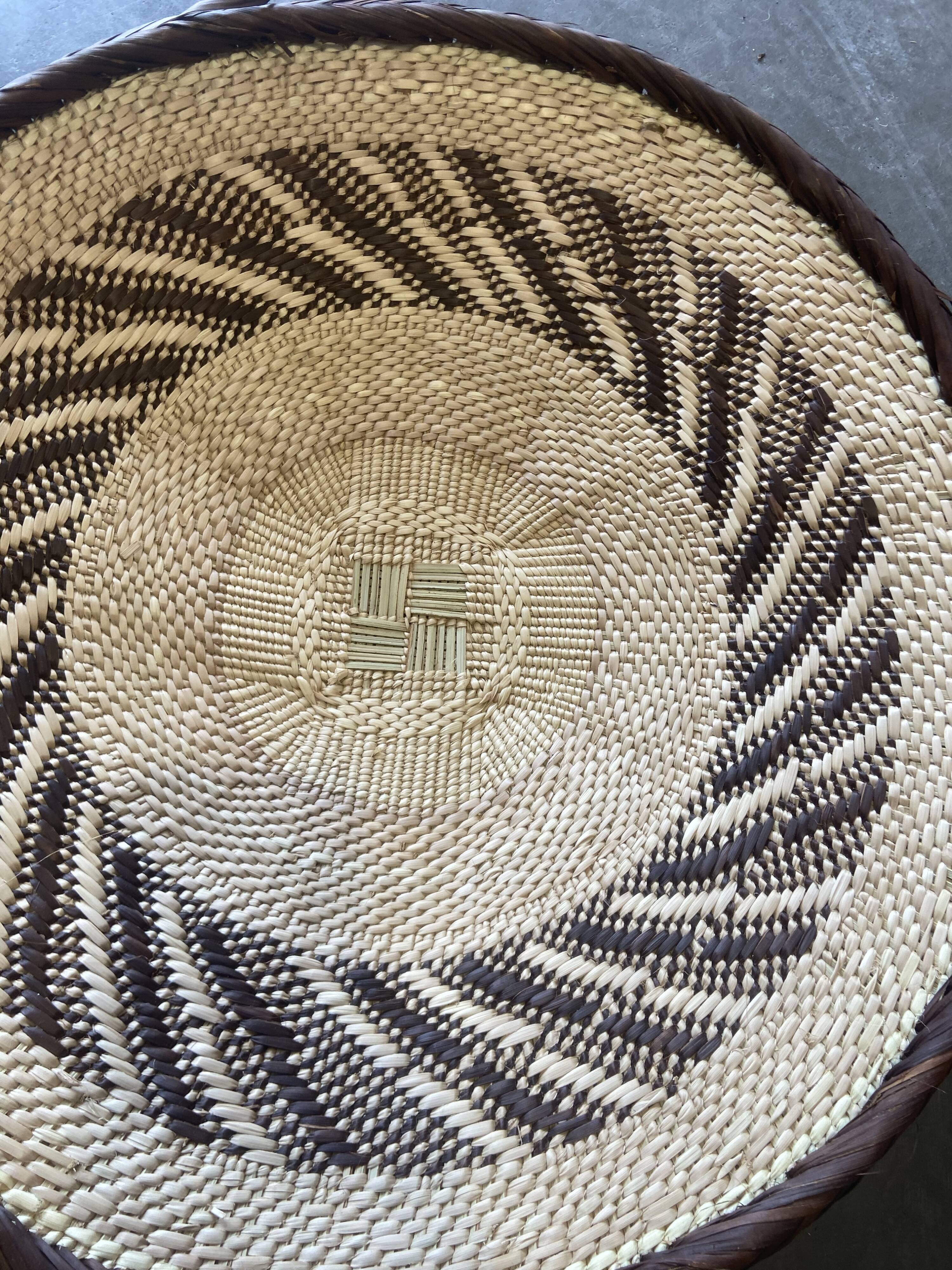 Batonga wall baskets