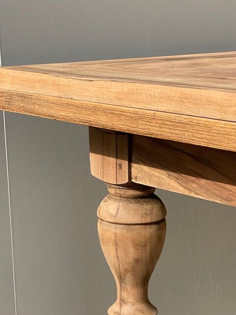 Extendable stripped farmhouse table 300 cm