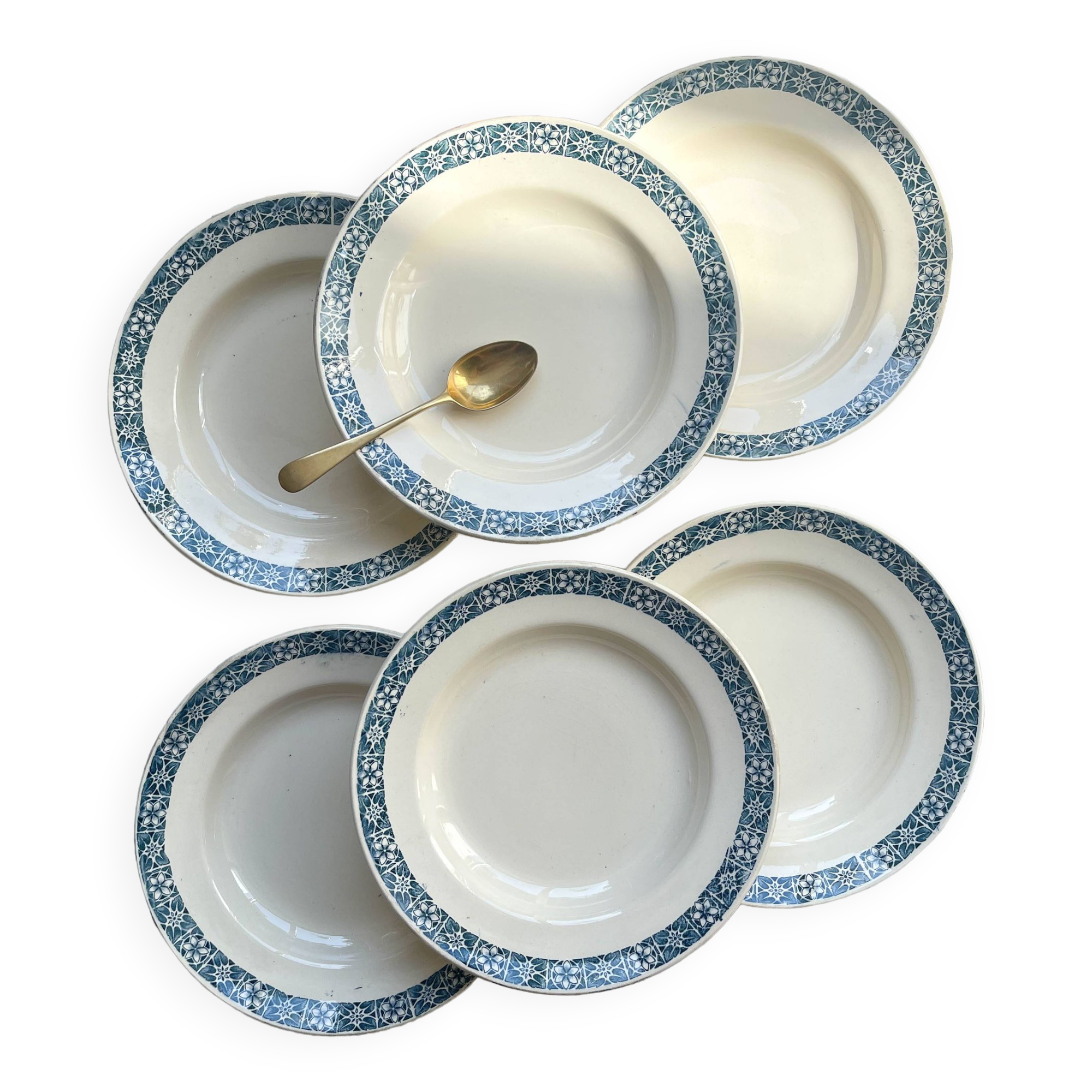6 assiettes creuses terre de fer bleu longchamp modèle « rené »