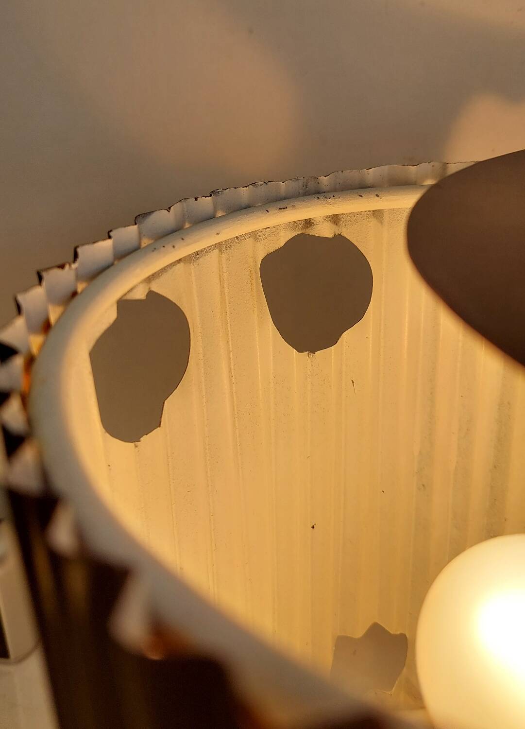 Java lamp Mathieu Mategot 1950