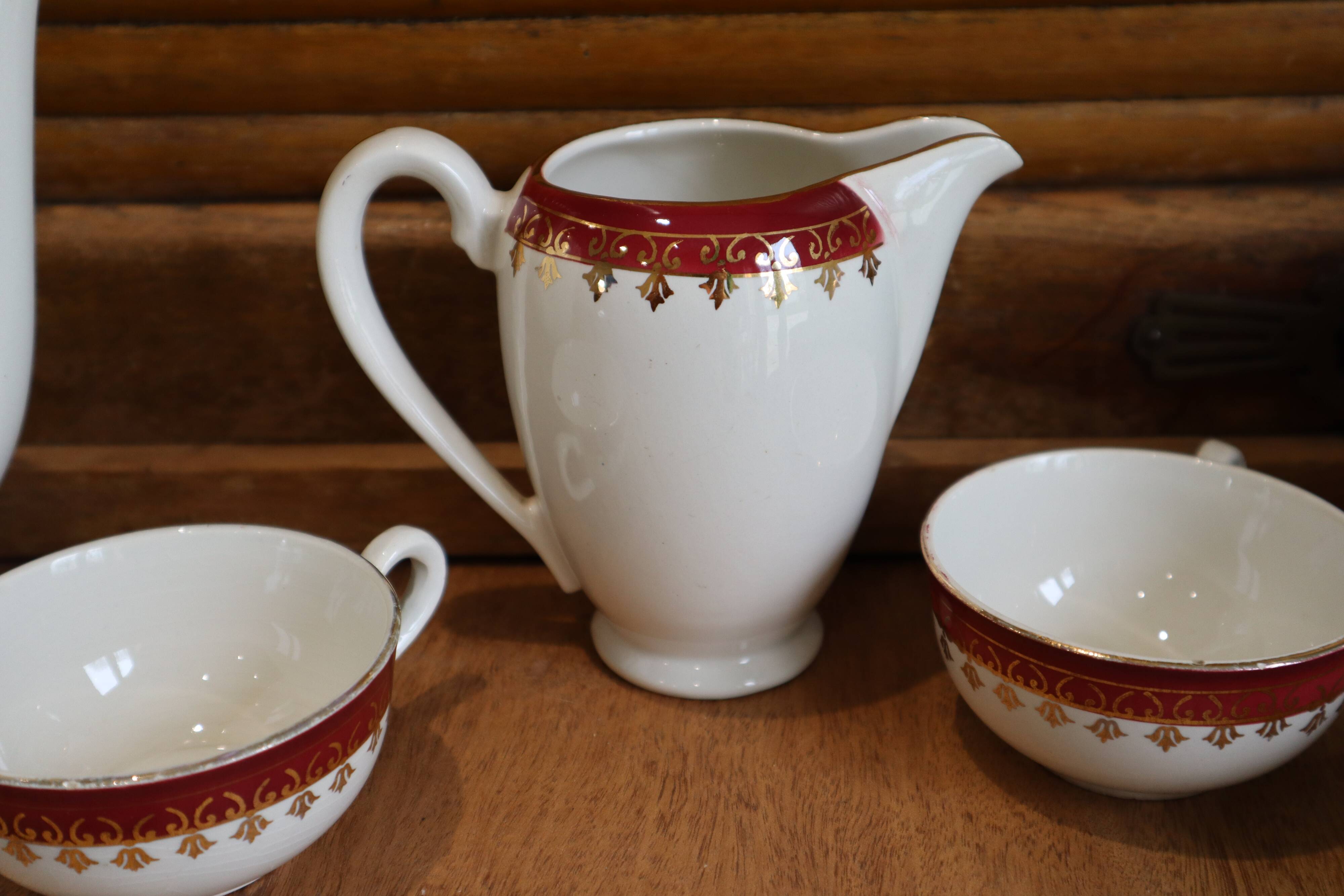 Digoin Sarreguemines earthenware coffee service "Edwige"