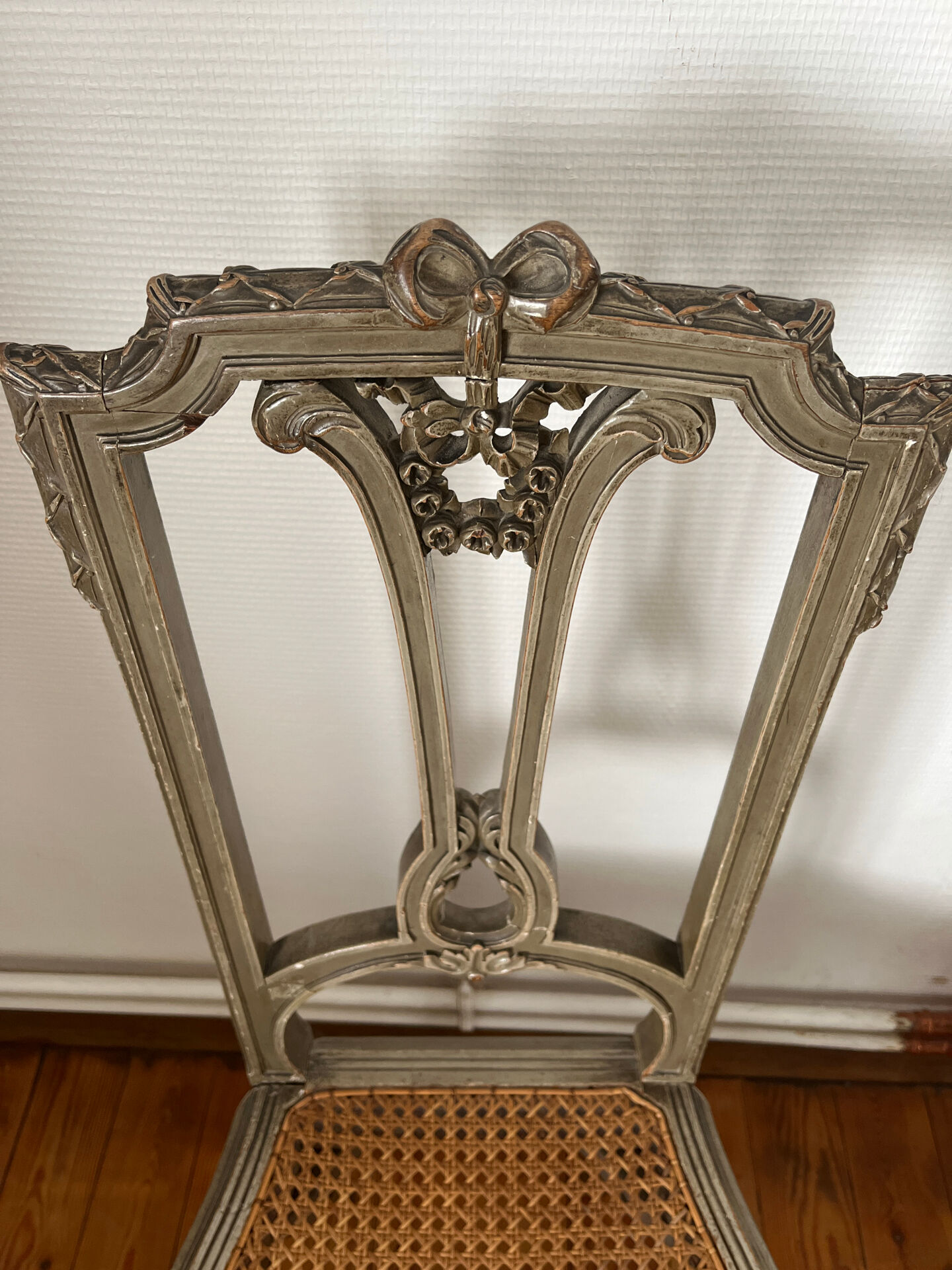 Paire de chaises Louis XVI