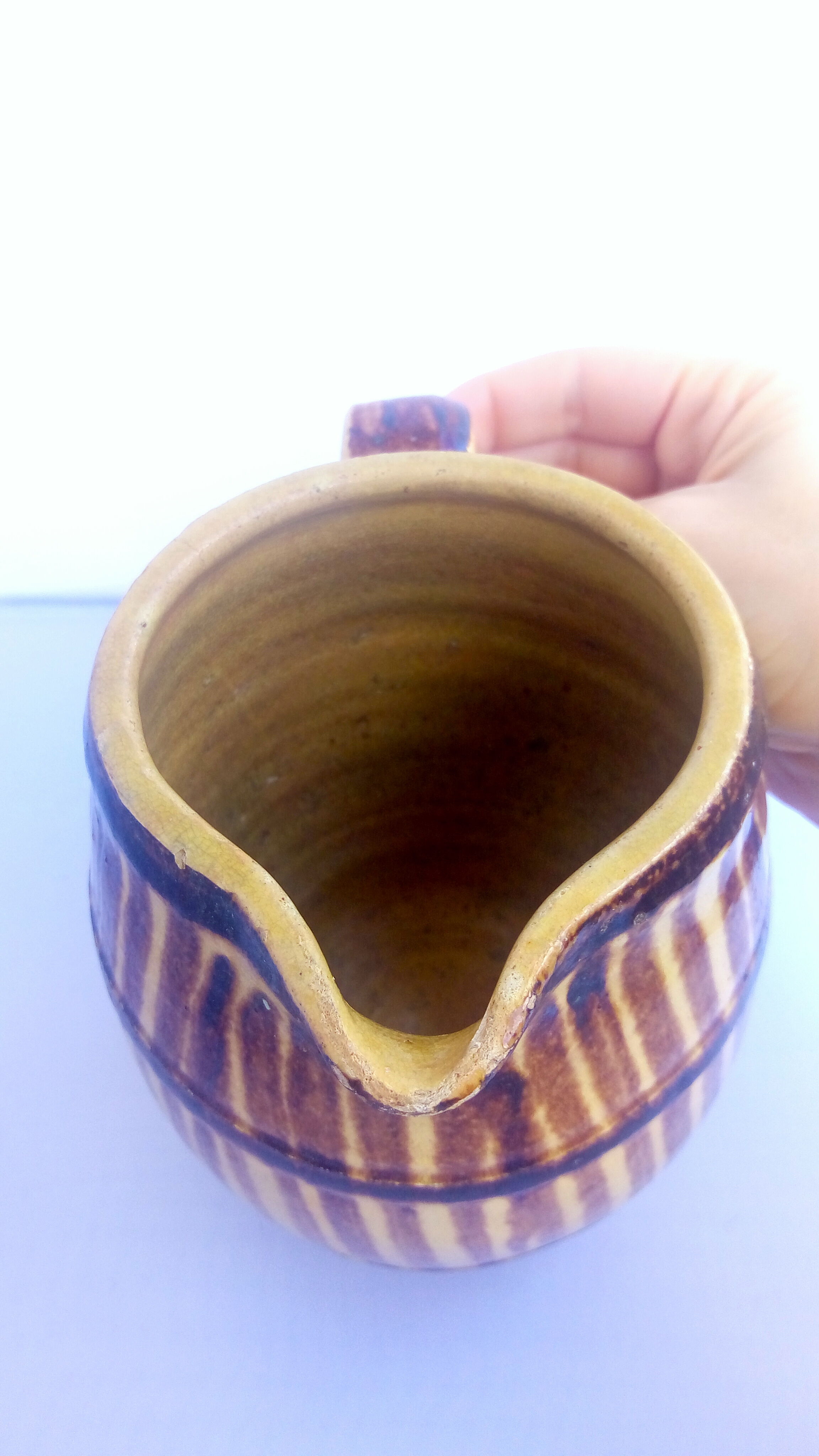 Country pitcher in ceramic yellow & brown stripes