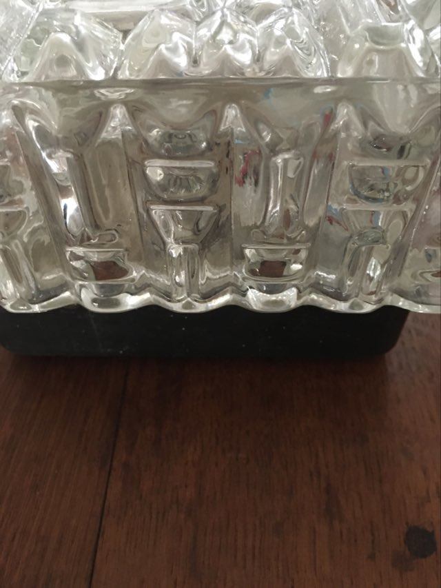 Moulded glass ceiling