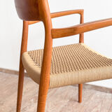 Paire de chaises de salle à manger modèle 57 par Niels O. Møller en teck