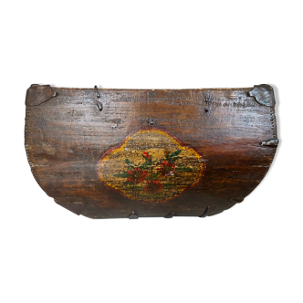 Wooden box