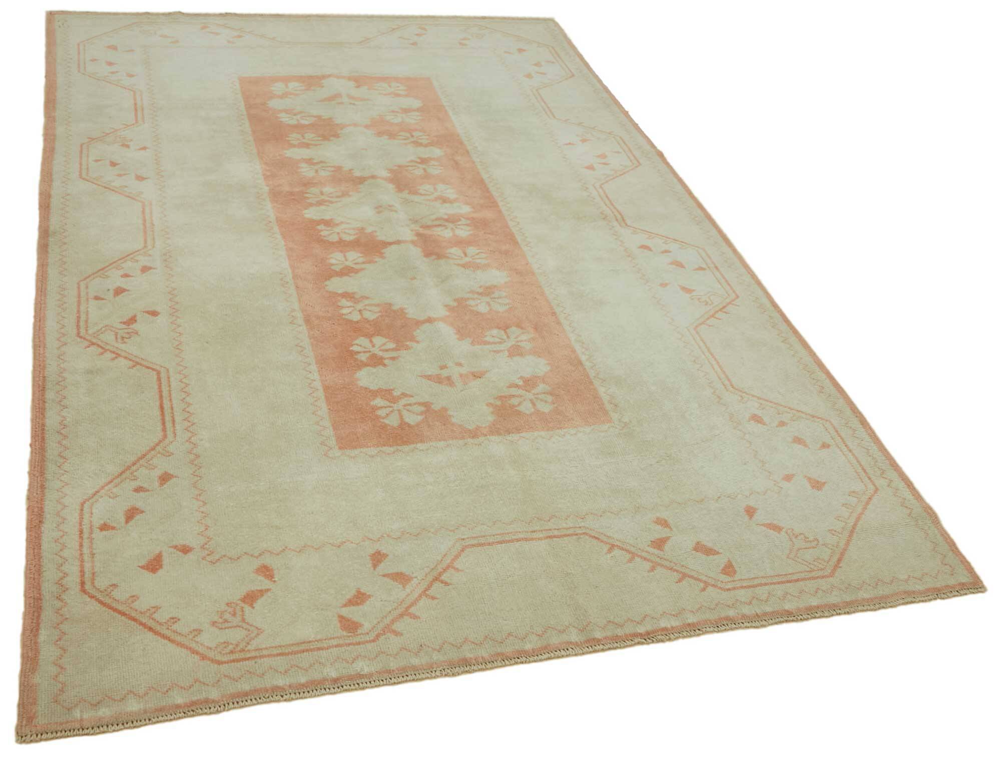 Turkish Vintage Anatolian Rug 167 cm x 252 cm