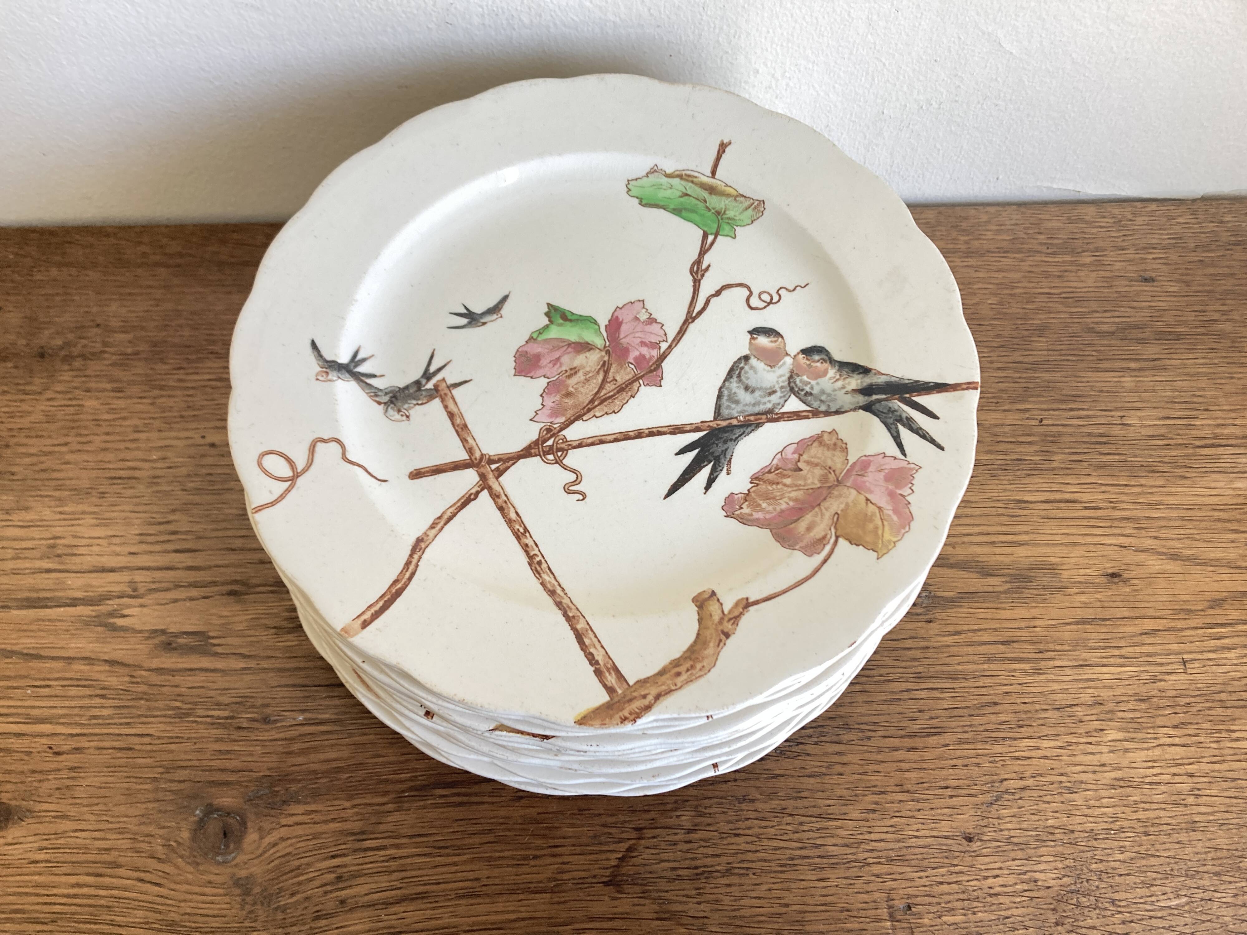 set de 12 assiettes polychrome 1850 ondulées Brownfield England oiseaux