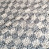Béni Ouarain rug white gray checkerboard