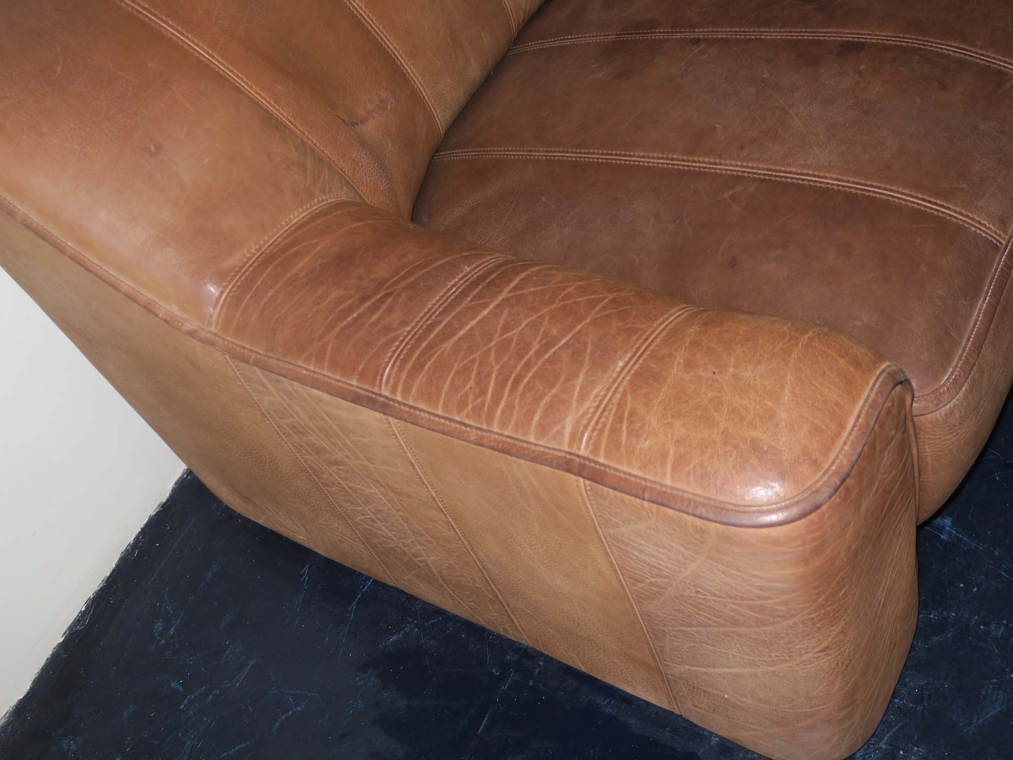 De Sede Model DS 44 Buffalo Leather Sofa, 1970s