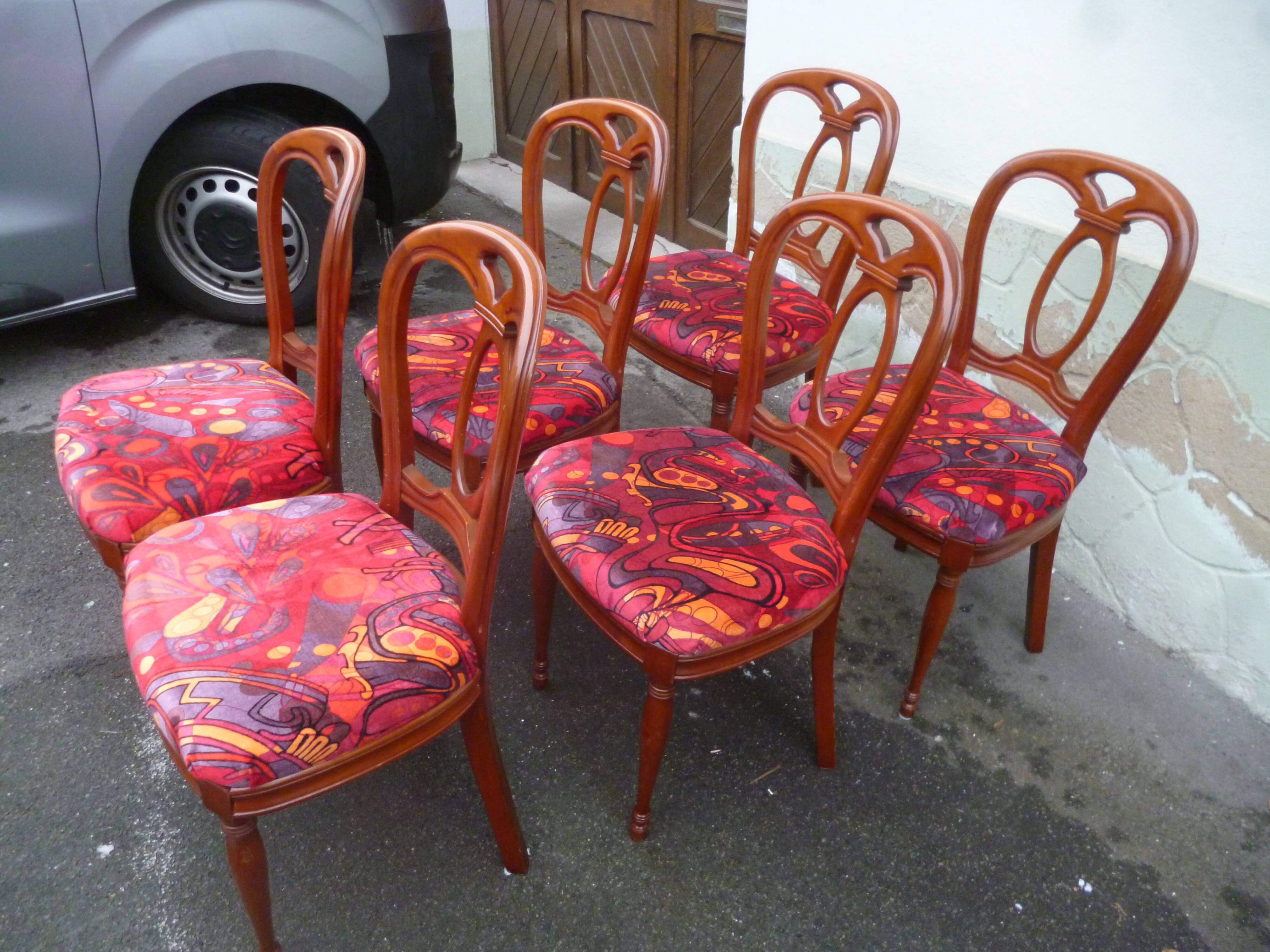 Suite of 6 Louis Philippe style cherry chairs