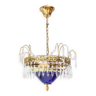 Swedish Gustavian style chandelier in 20th century brass, blue crystal
