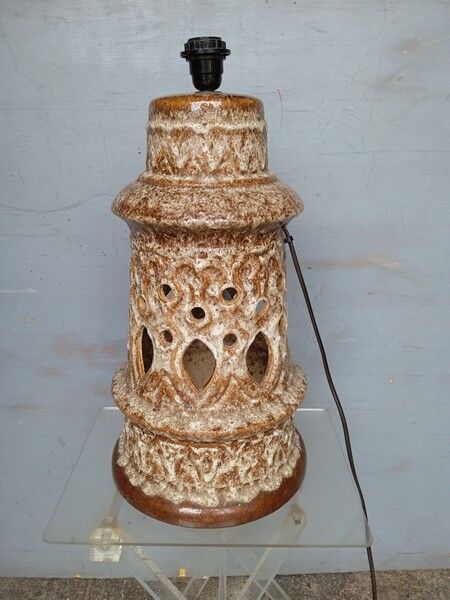 Large foot of openwork ceramic lamp ep 1960