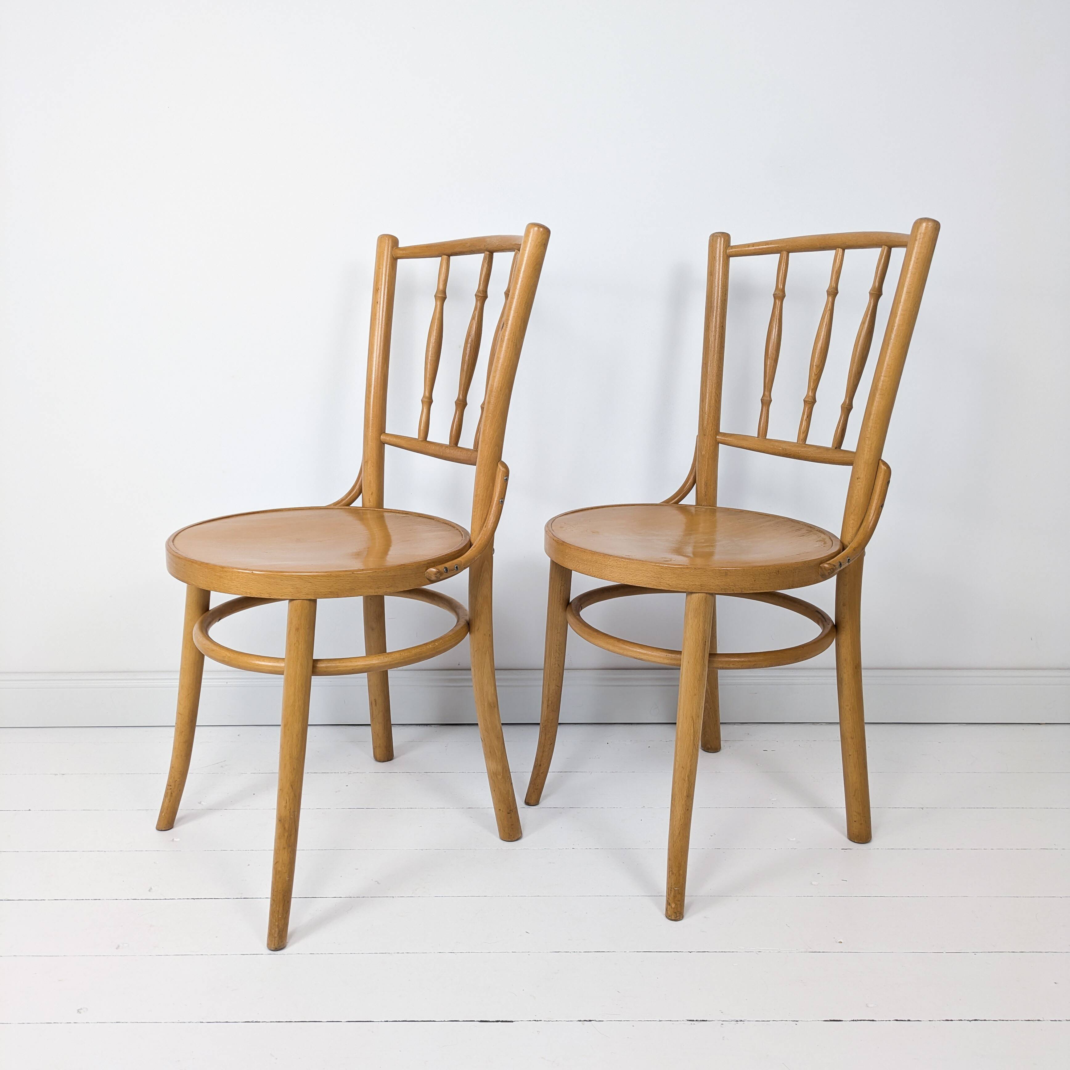 2 chaise entretoises