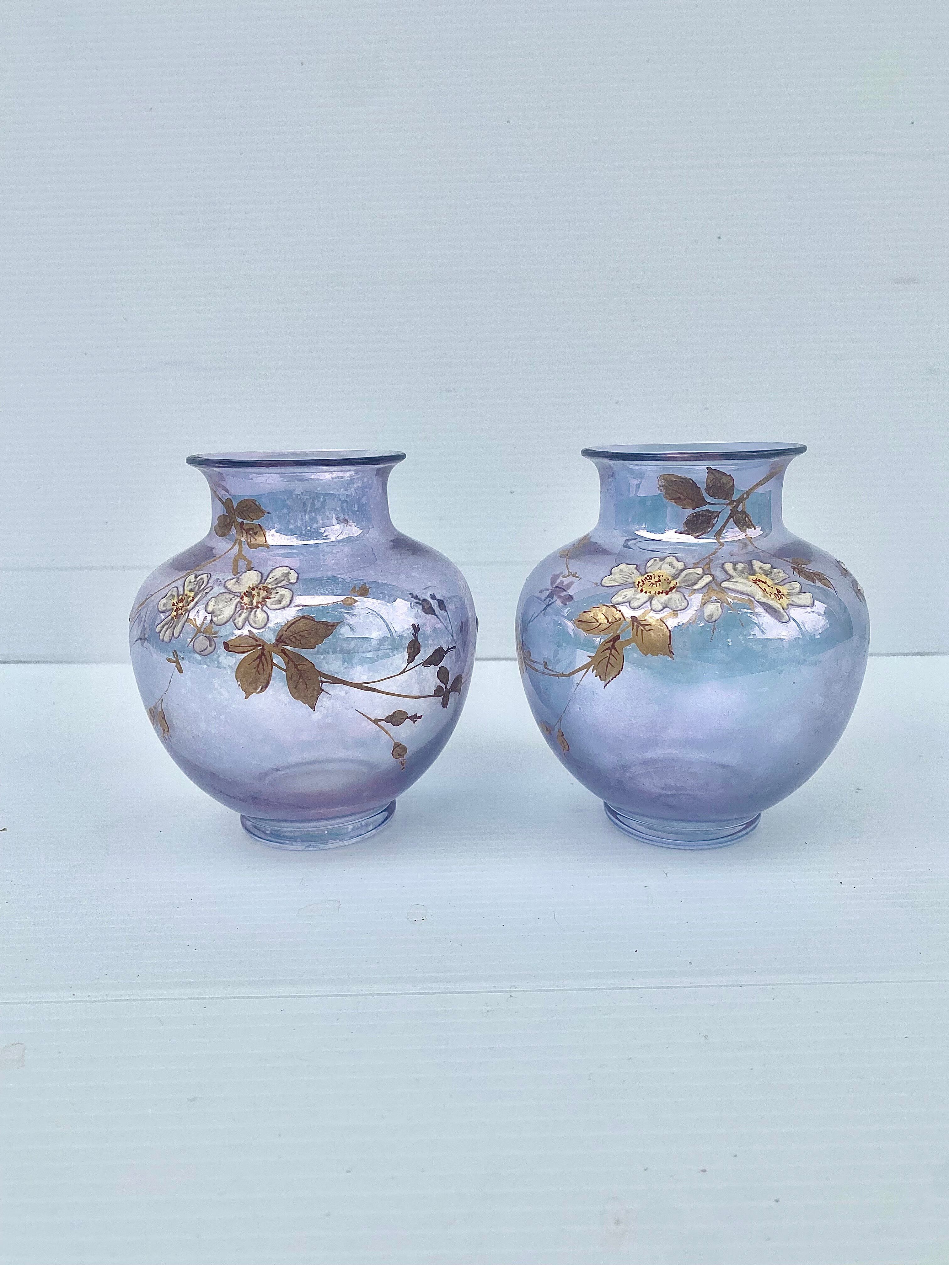 Paire de petits vases art nouveau decor floral émaillé