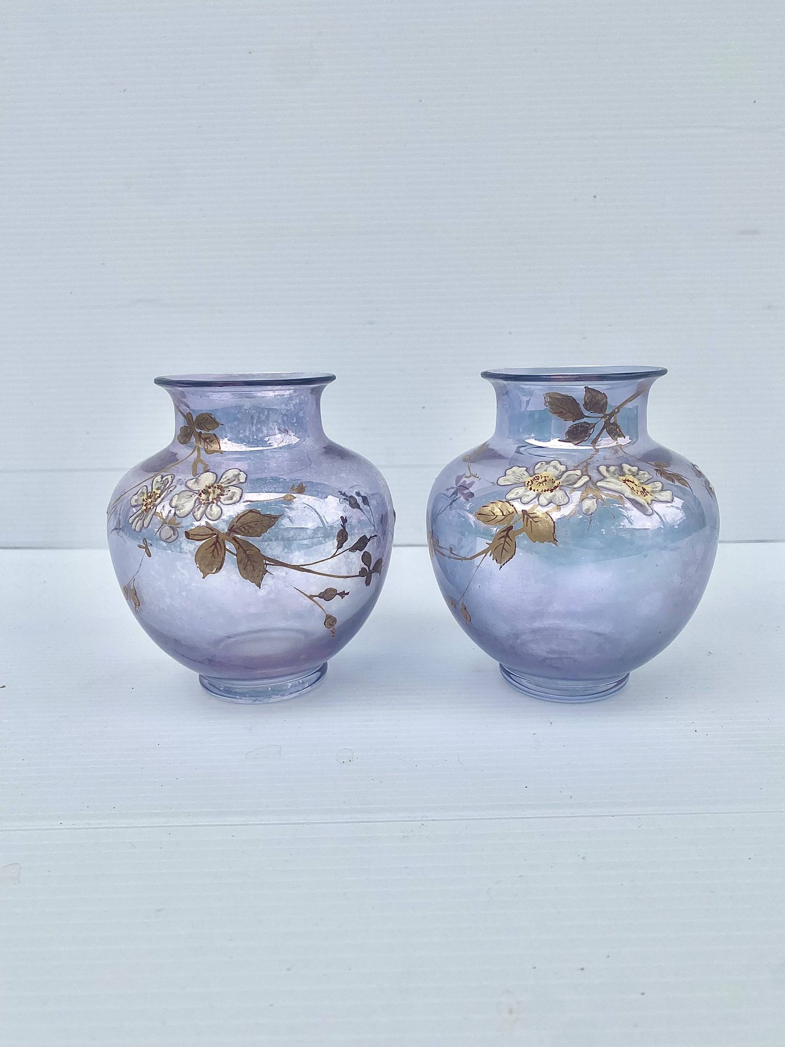 Paire de petits vases art nouveau decor floral émaillé