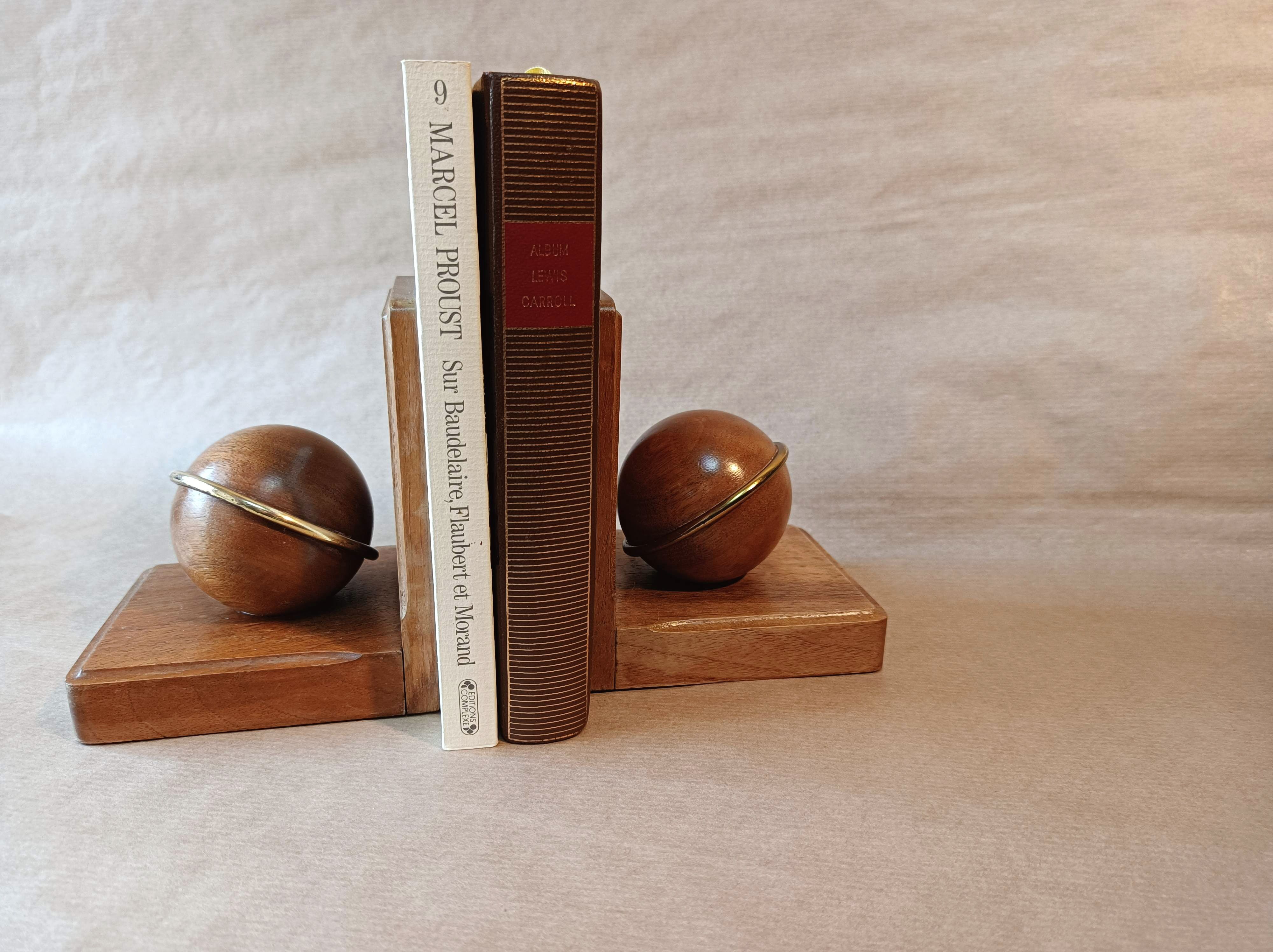 Wood book-clamts Meho, Swiss 50s/60s