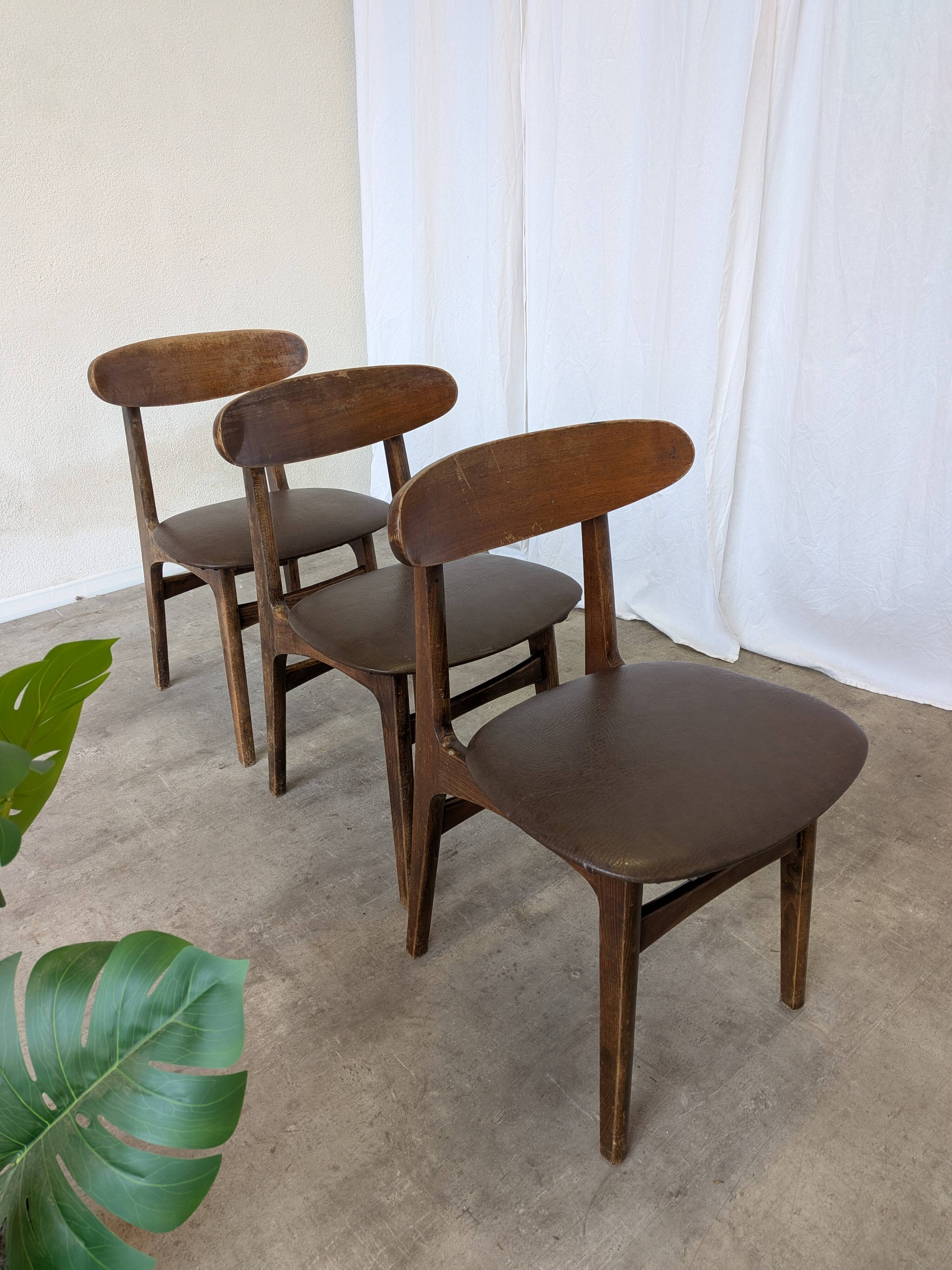 Set of 3 Vintage Wooden Dining Chairs with Brown Leather Seats / Mid-Centur